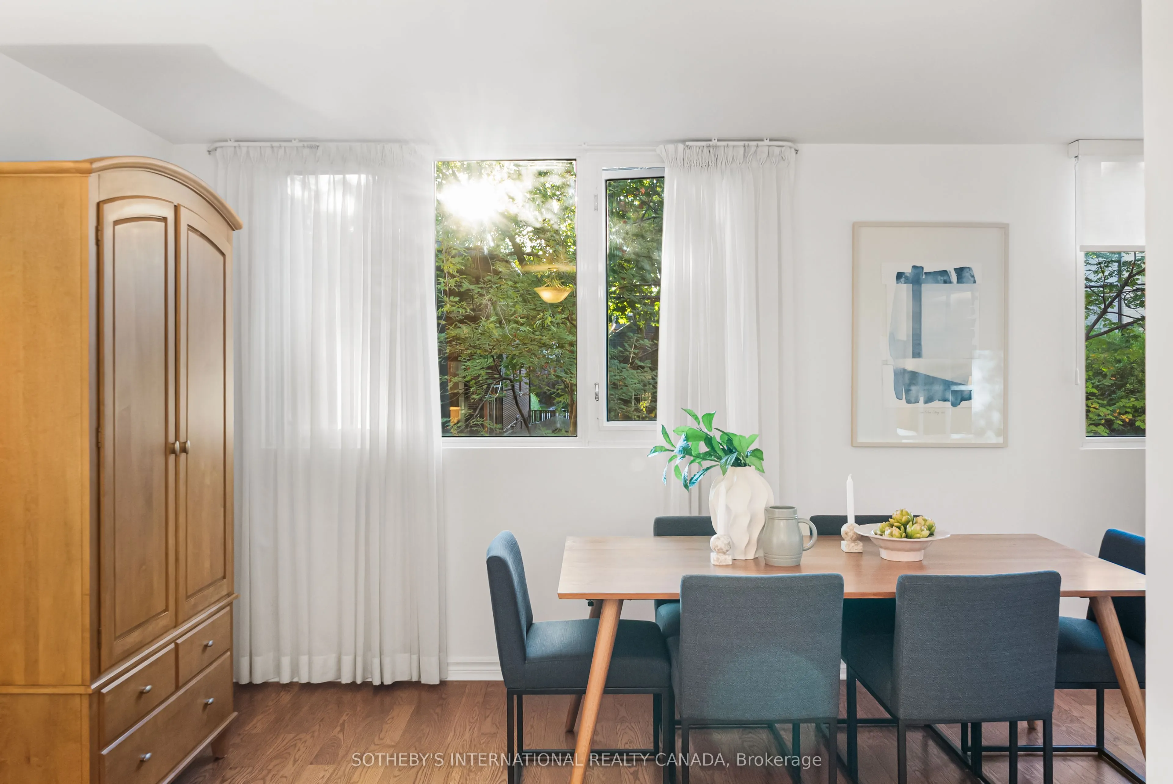 356 Mcrae Drive, #209