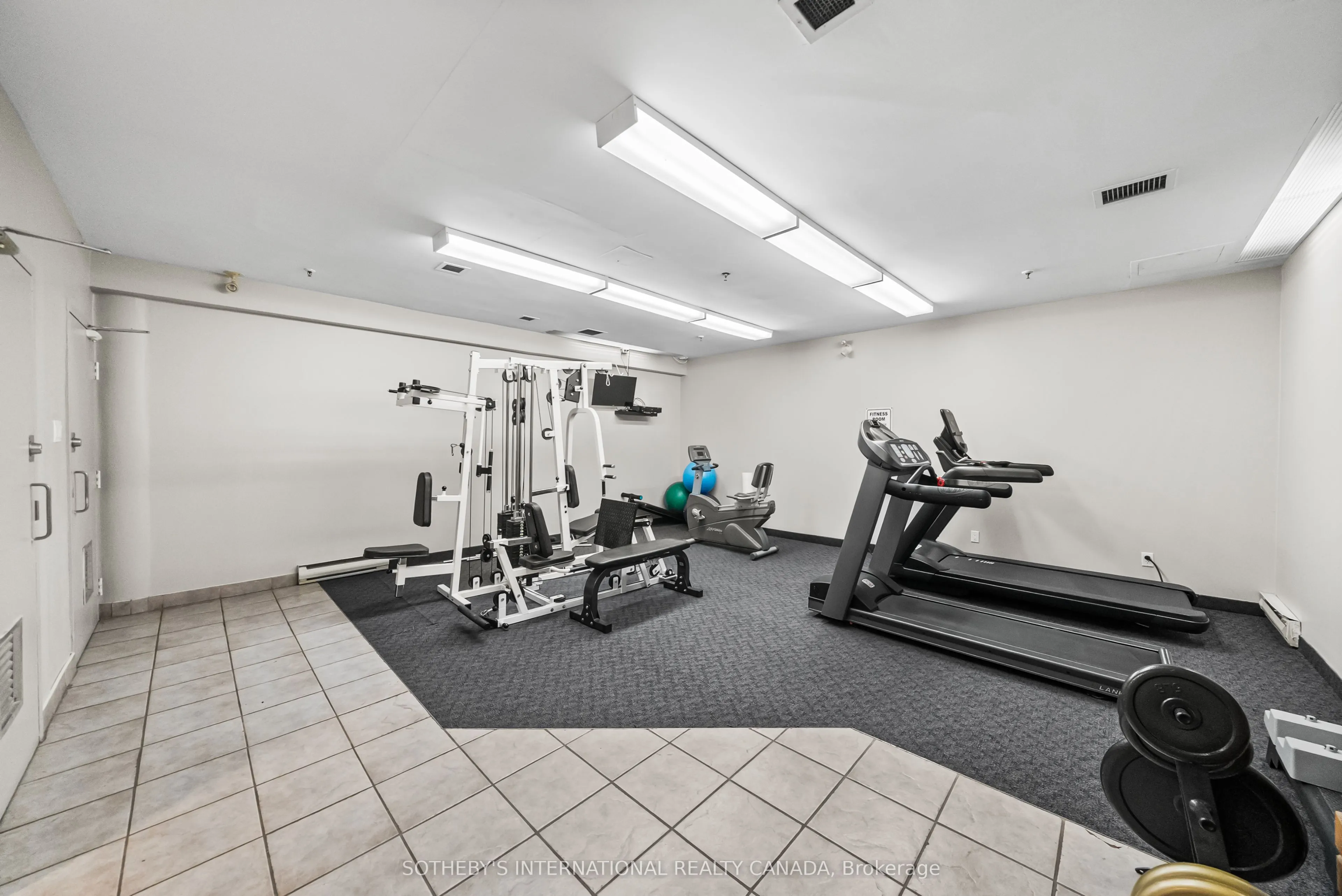 356 Mcrae Drive, #209