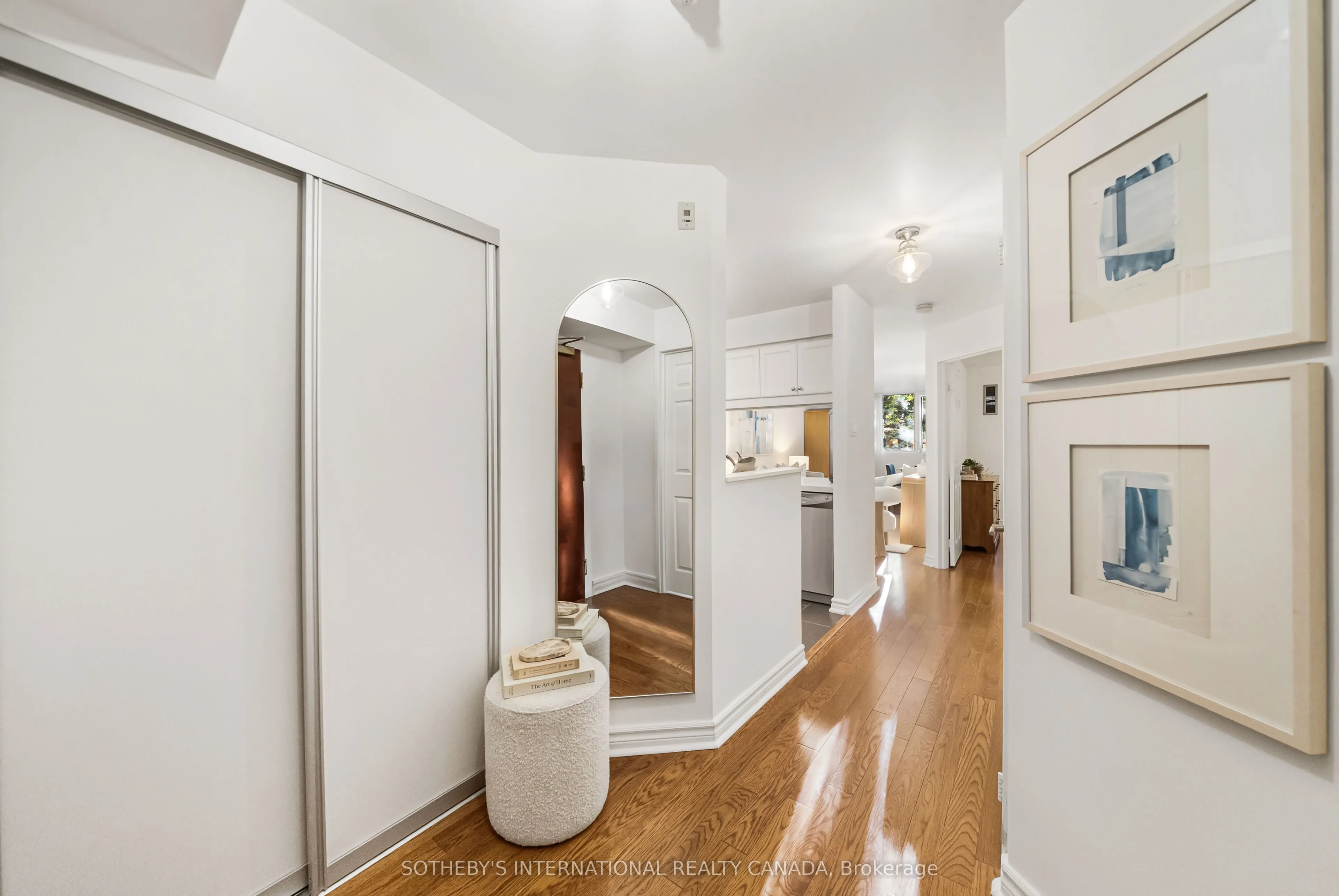 356 Mcrae Drive, #209
