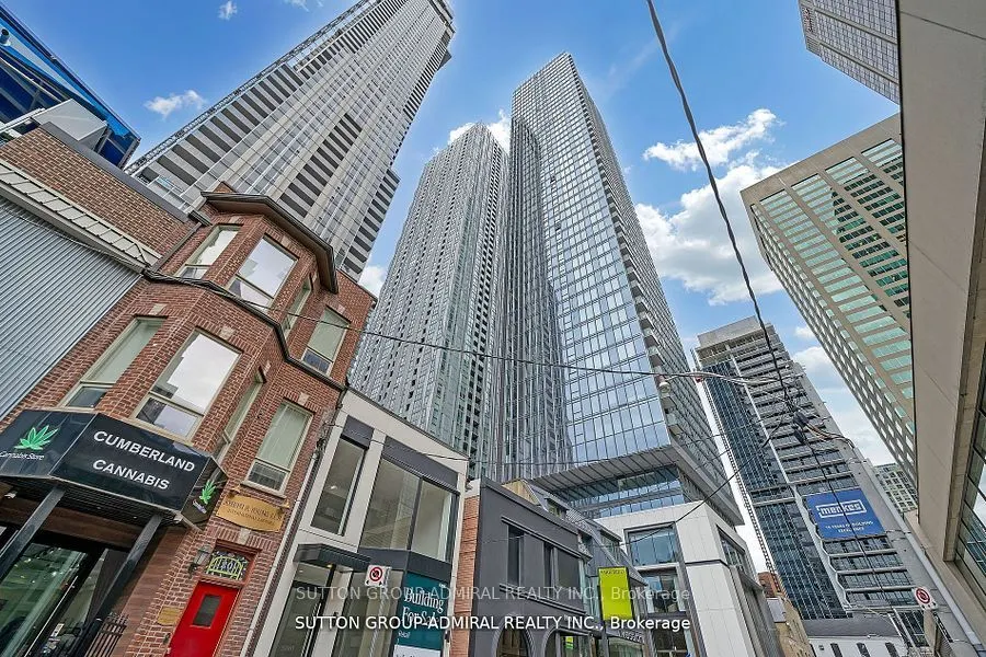 8 Cumberland Street, #1706