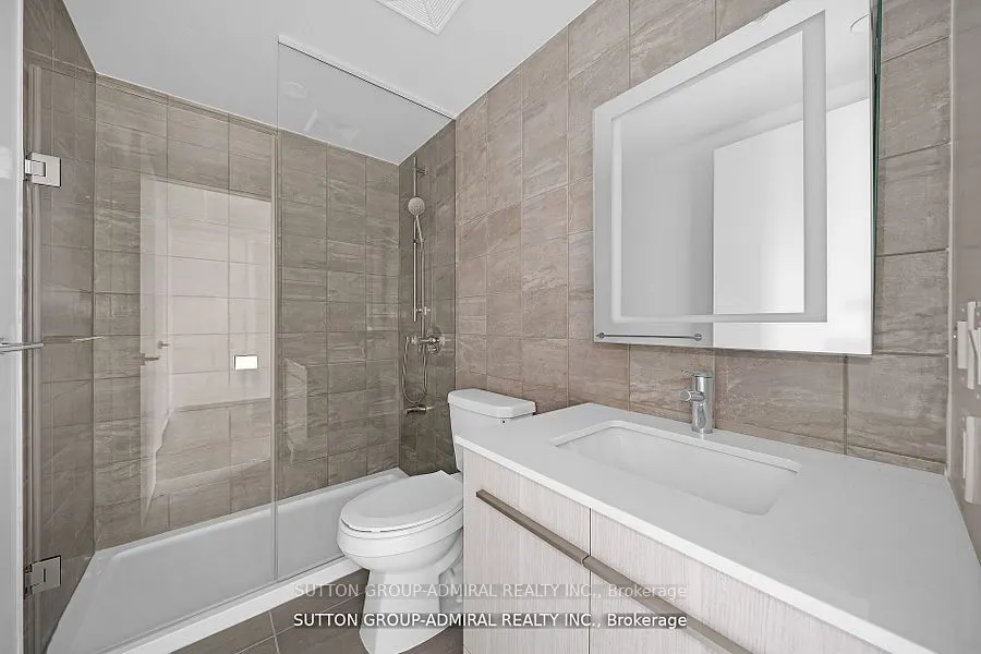 8 Cumberland Street, #1706