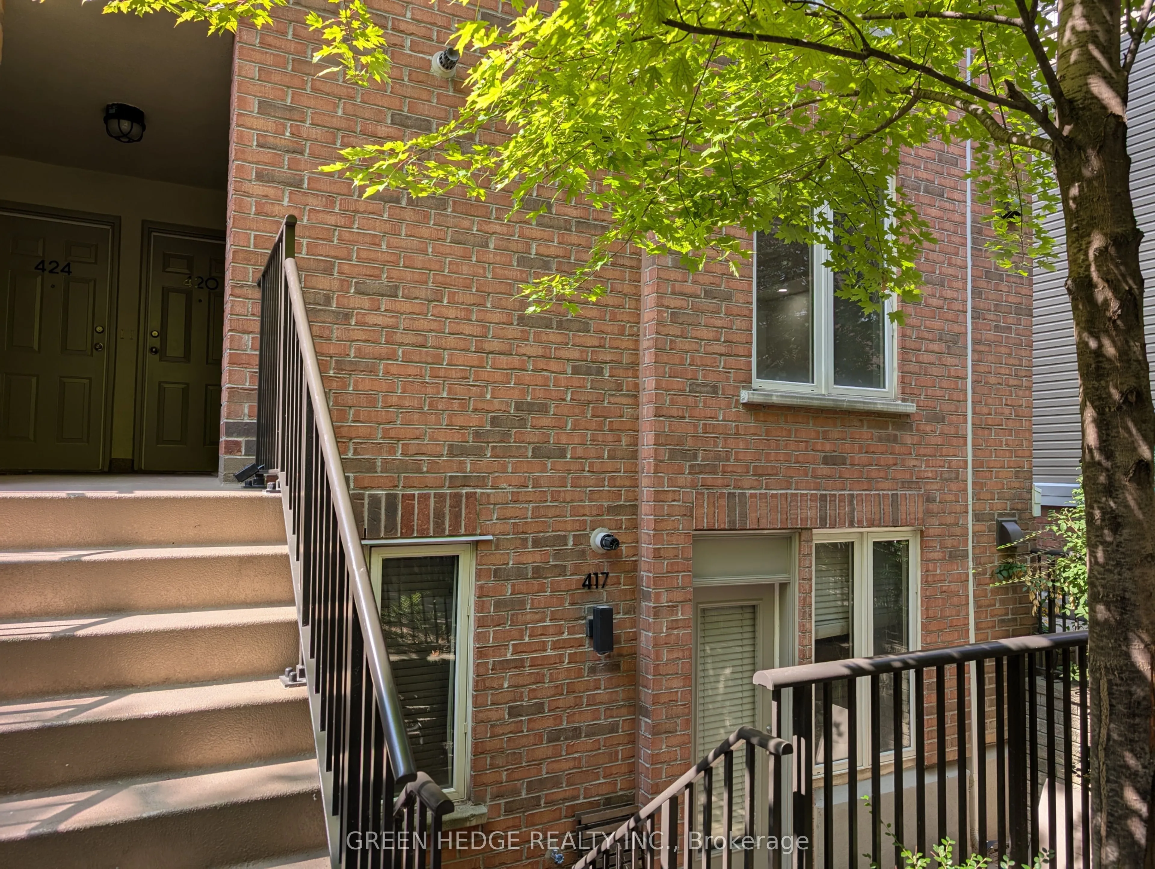 12 Douro Street, #418