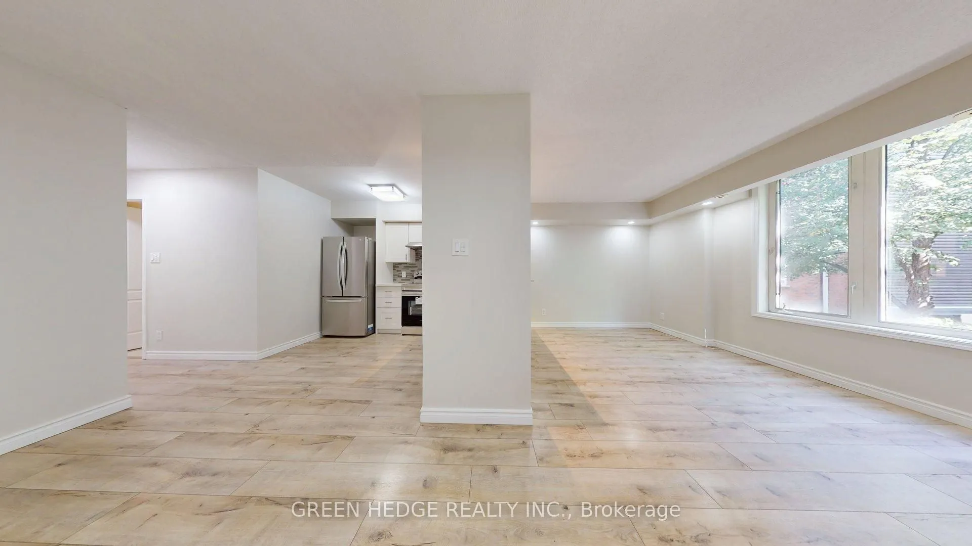 12 Douro Street, #418