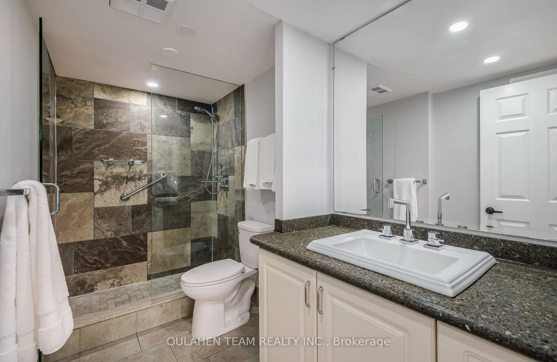 33 Elmhurst Avenue, #408