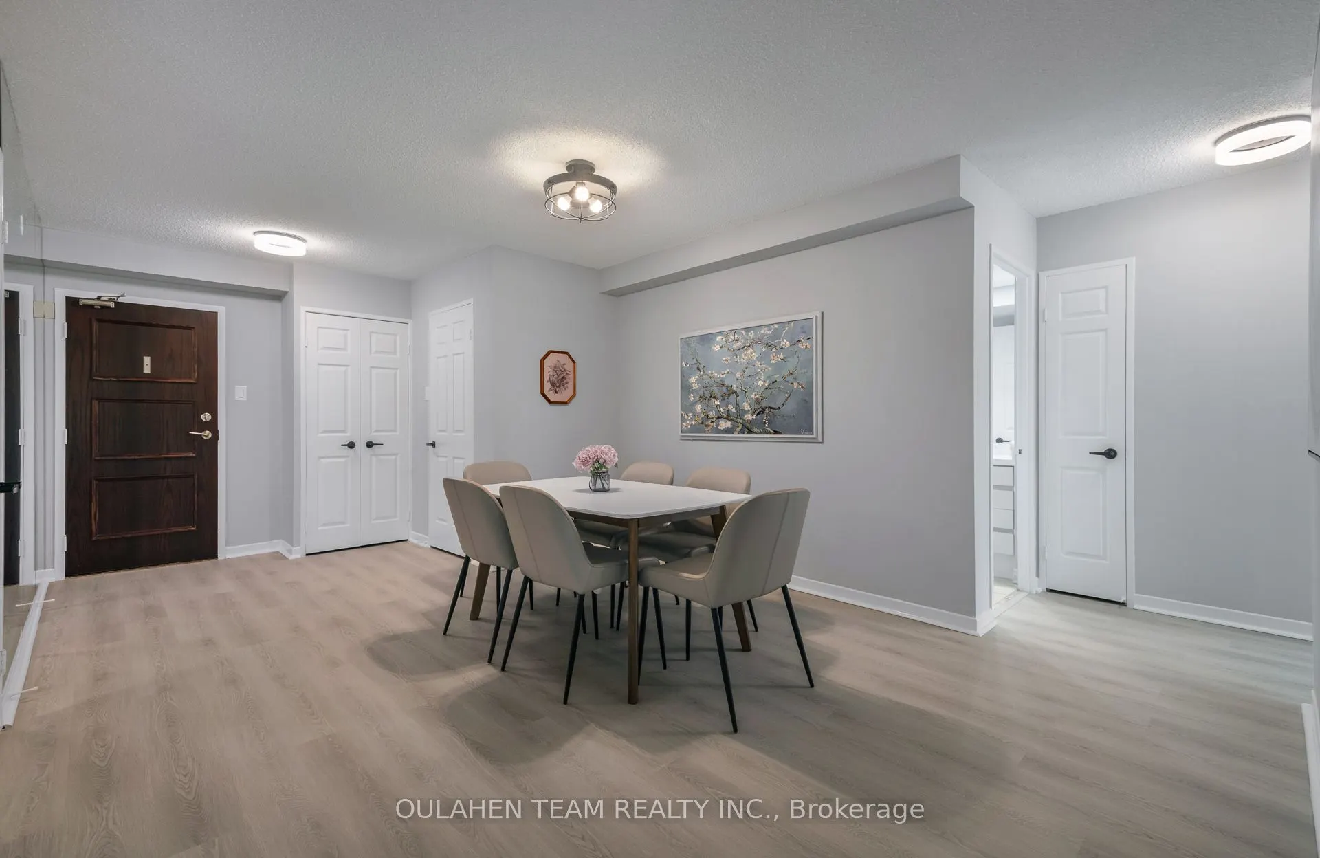 33 Elmhurst Avenue, #408
