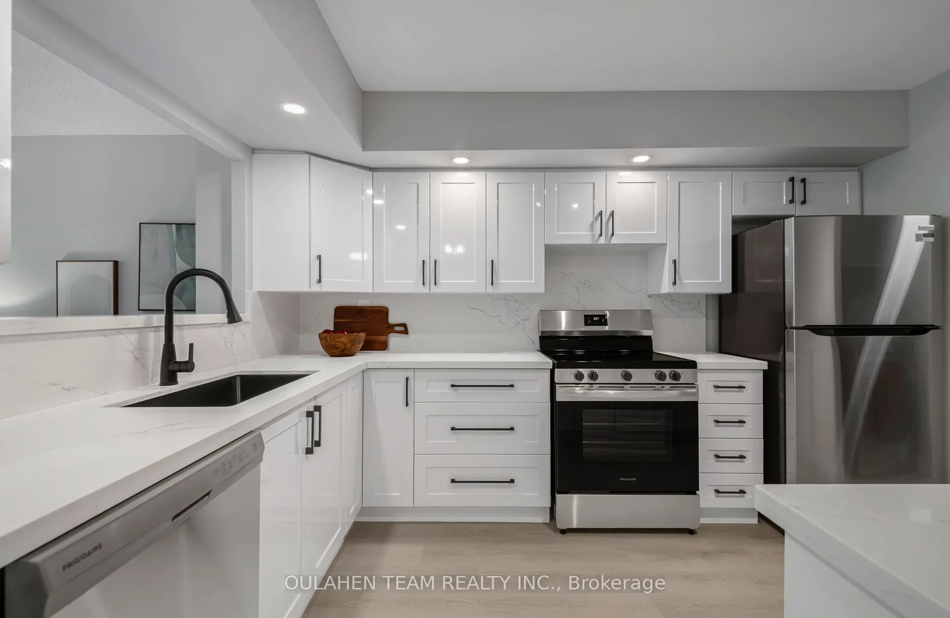 33 Elmhurst Avenue, #408
