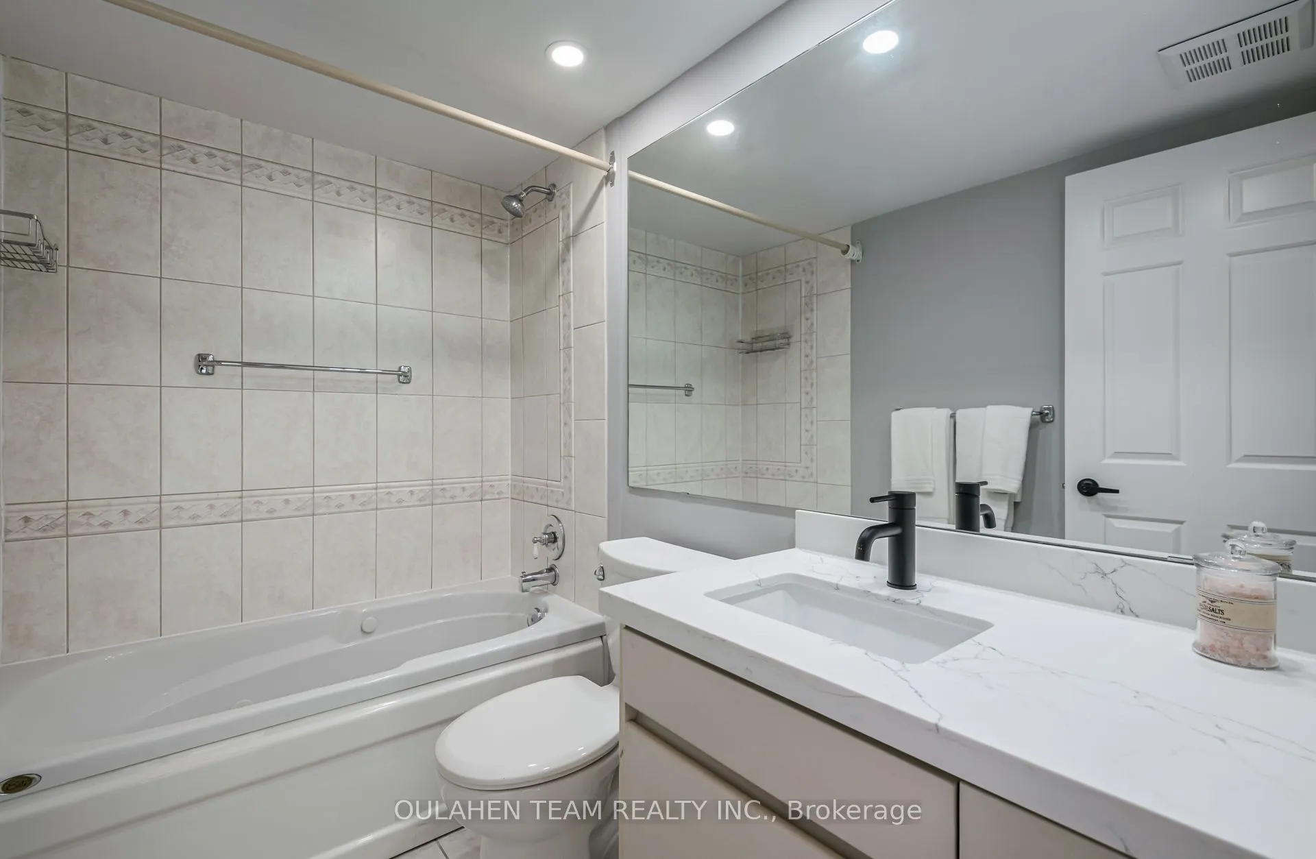 33 Elmhurst Avenue, #408
