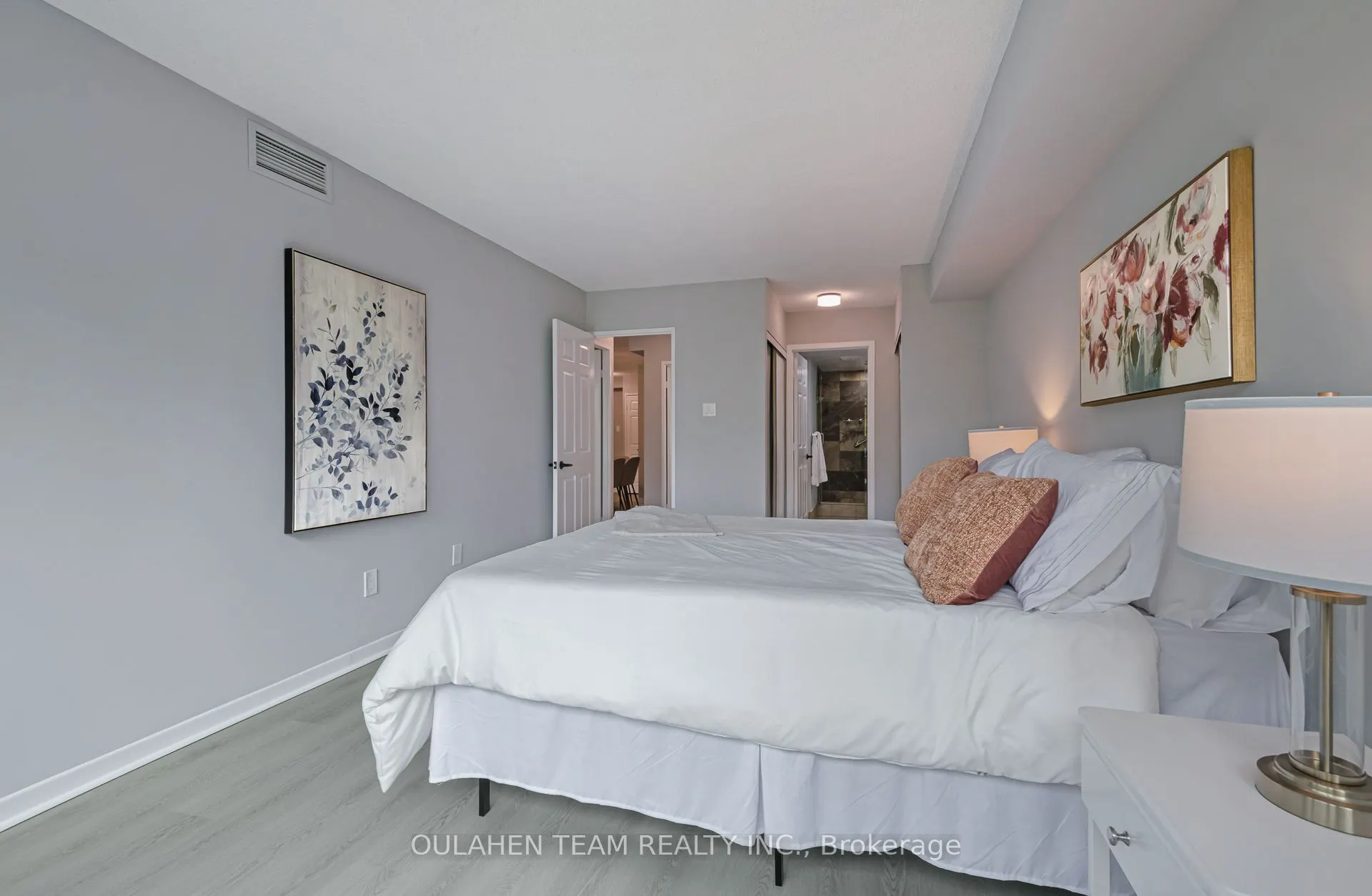33 Elmhurst Avenue, #408