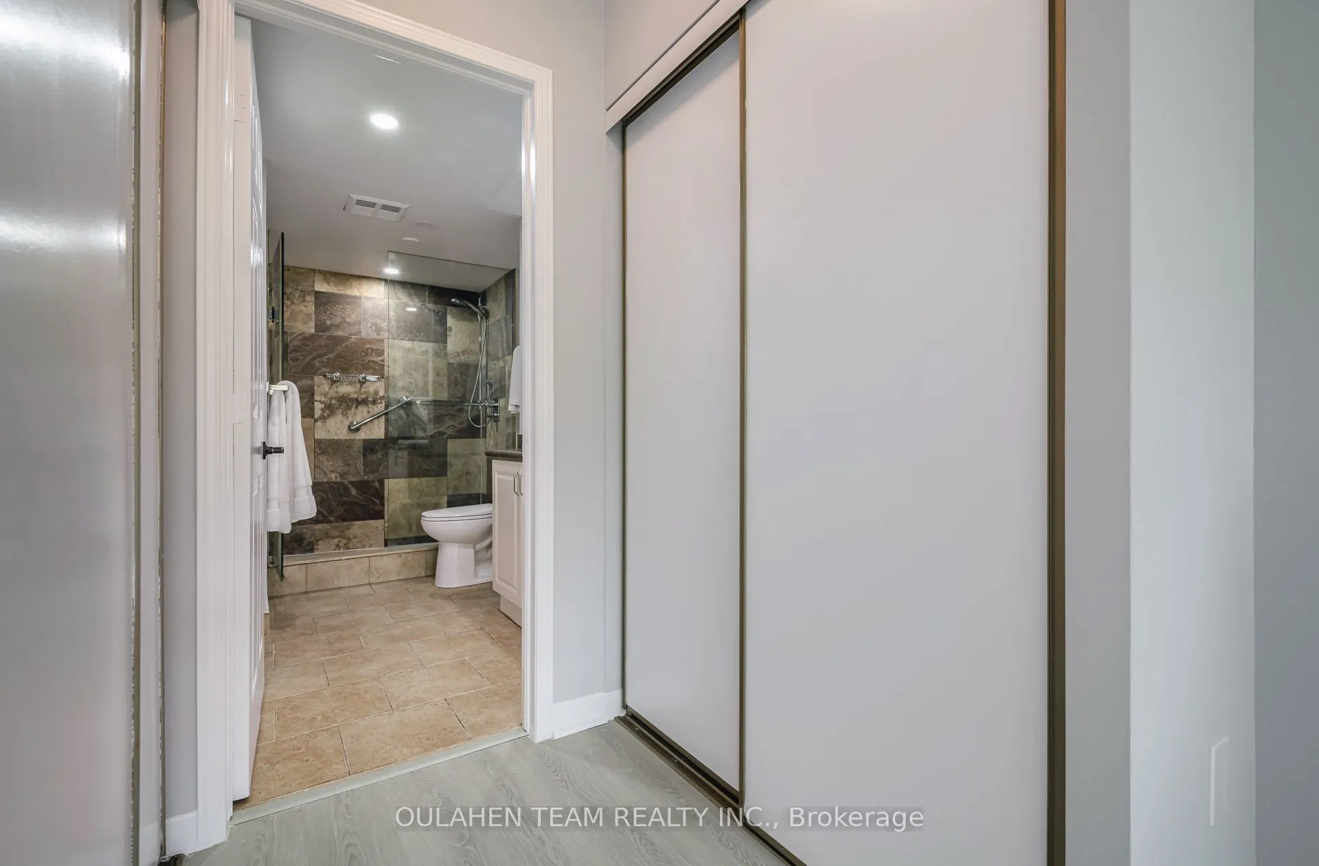 33 Elmhurst Avenue, #408