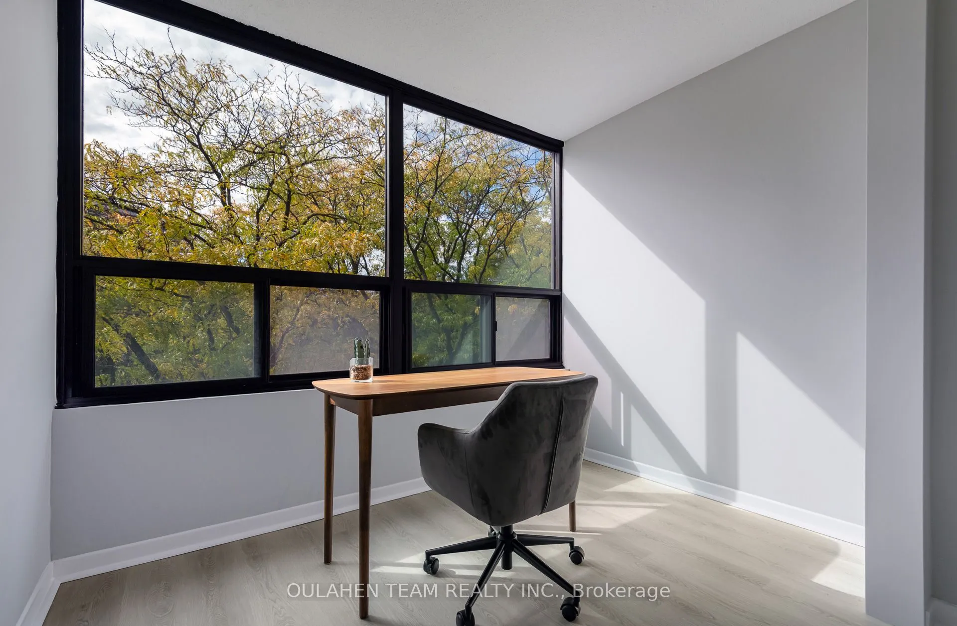 33 Elmhurst Avenue, #408