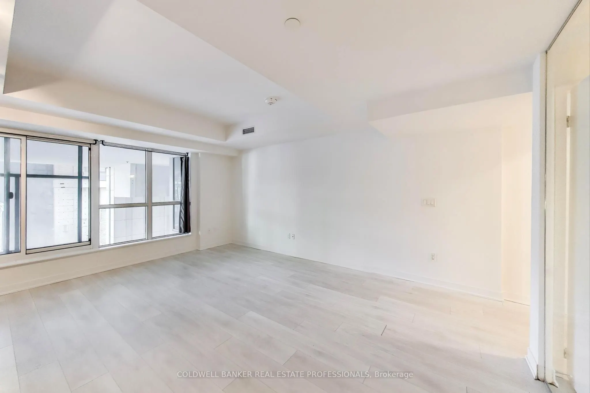 31 Tippet Road, #221