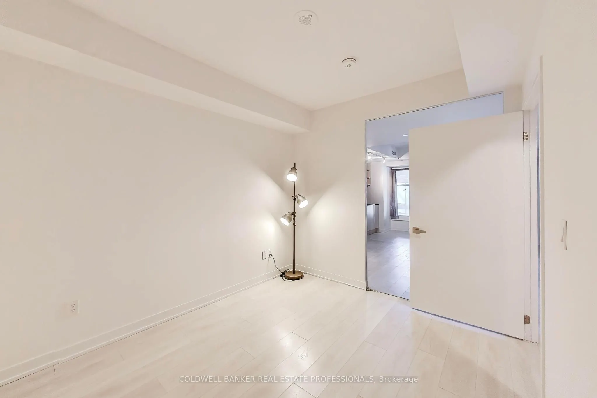 31 Tippet Road, #221