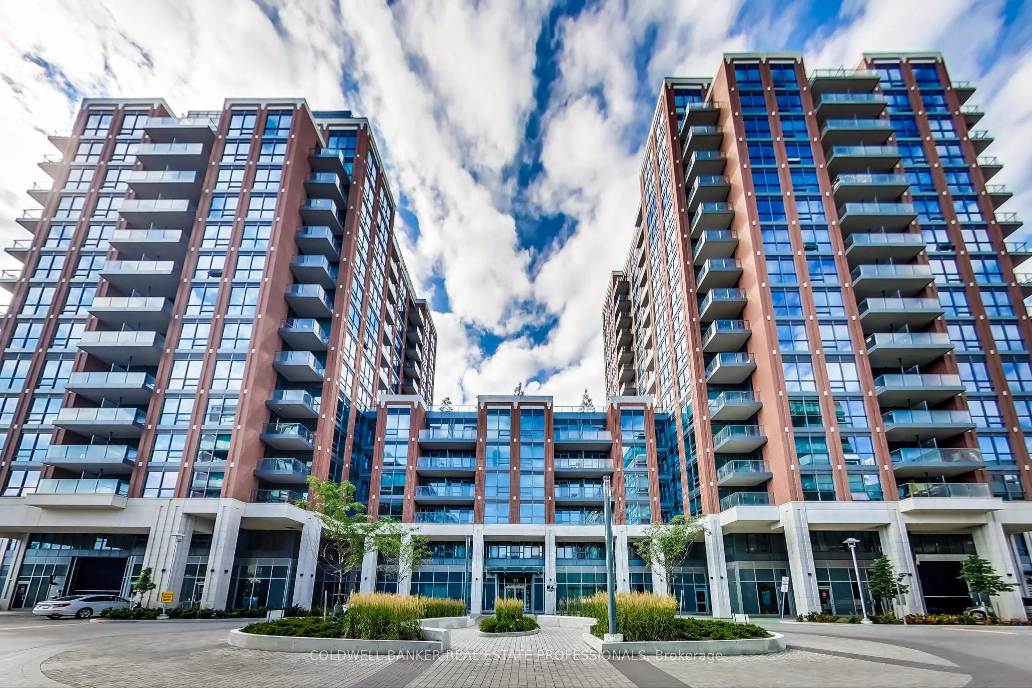31 Tippet Road, #221