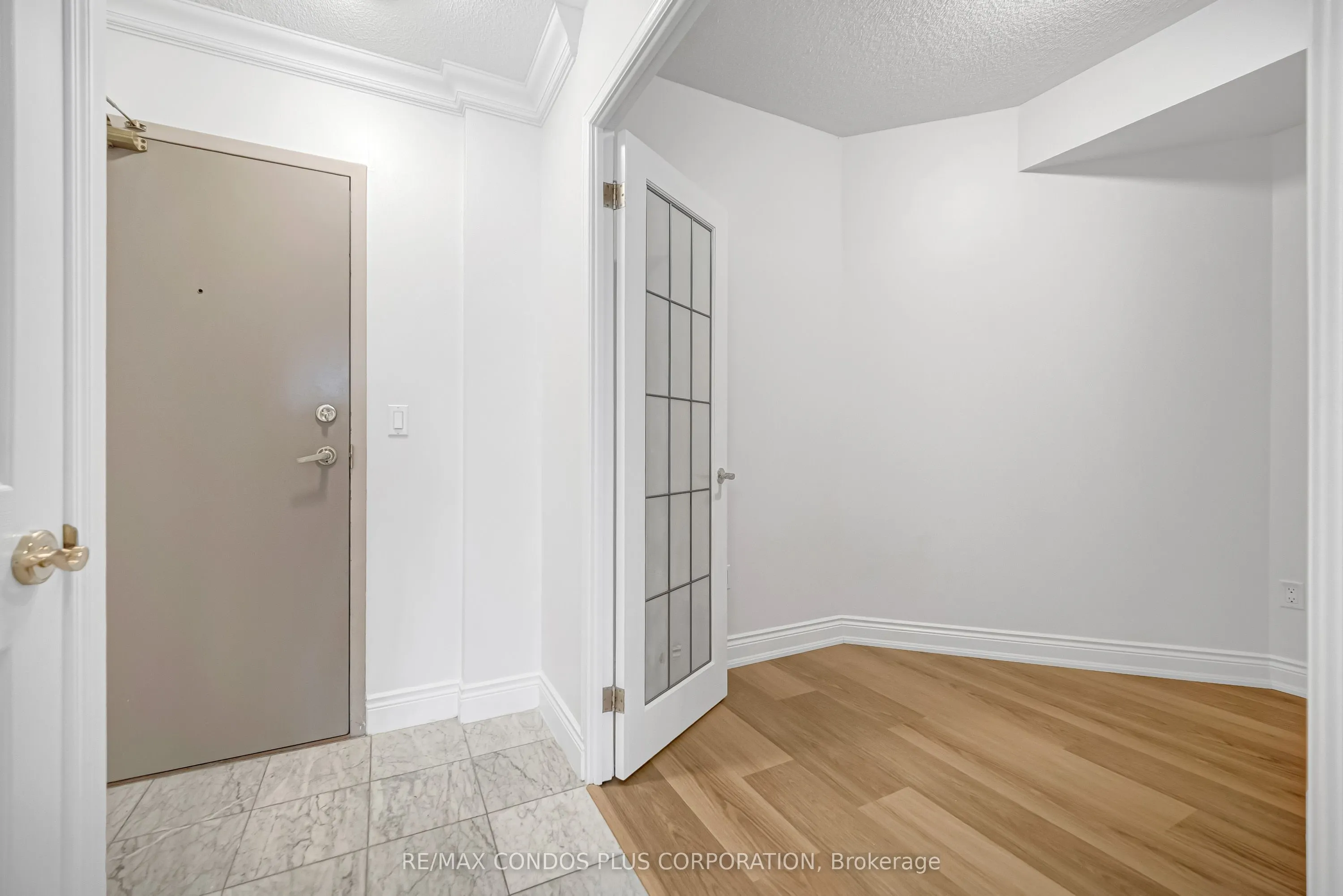 909 Bay Street, #903