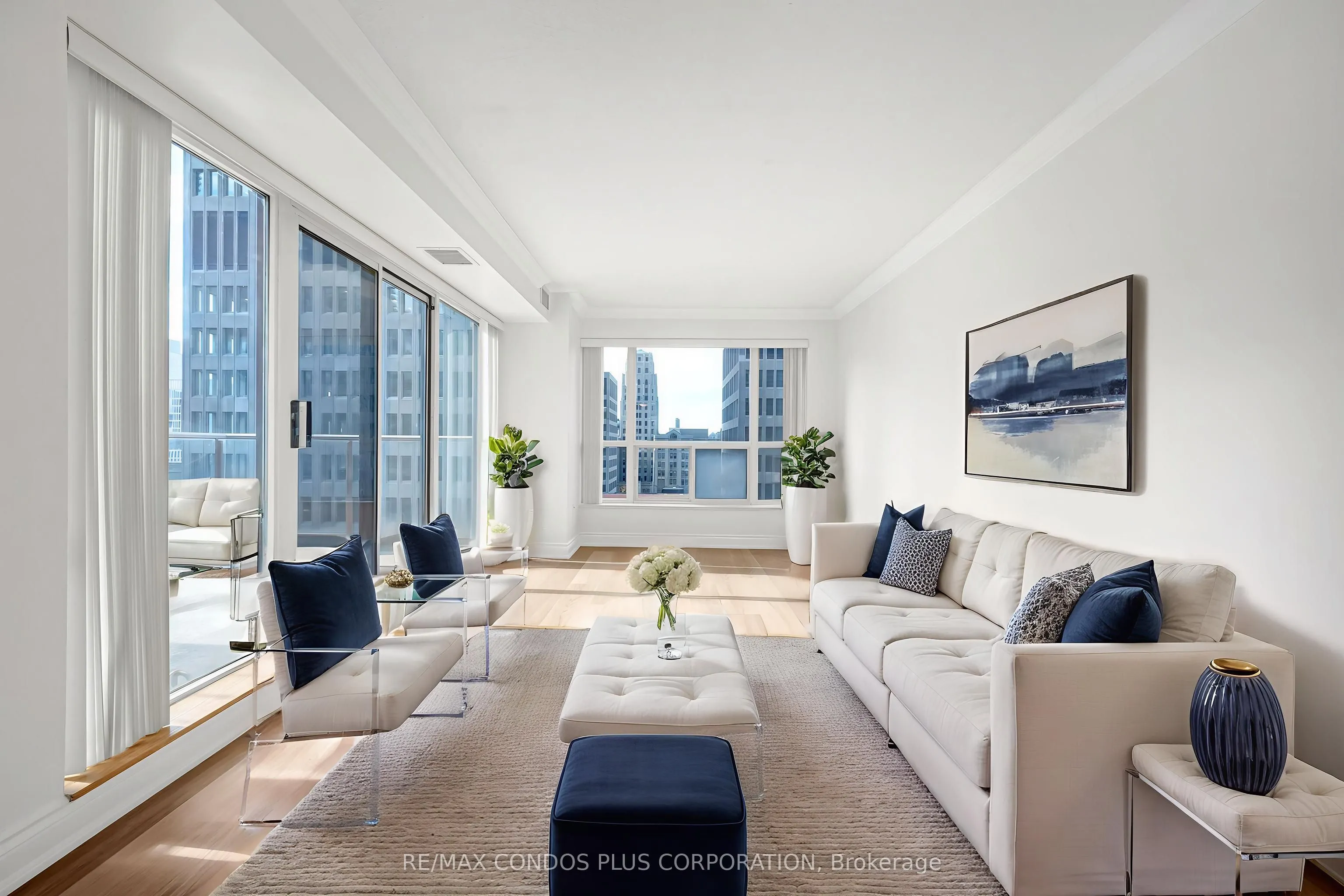 909 Bay Street, #903