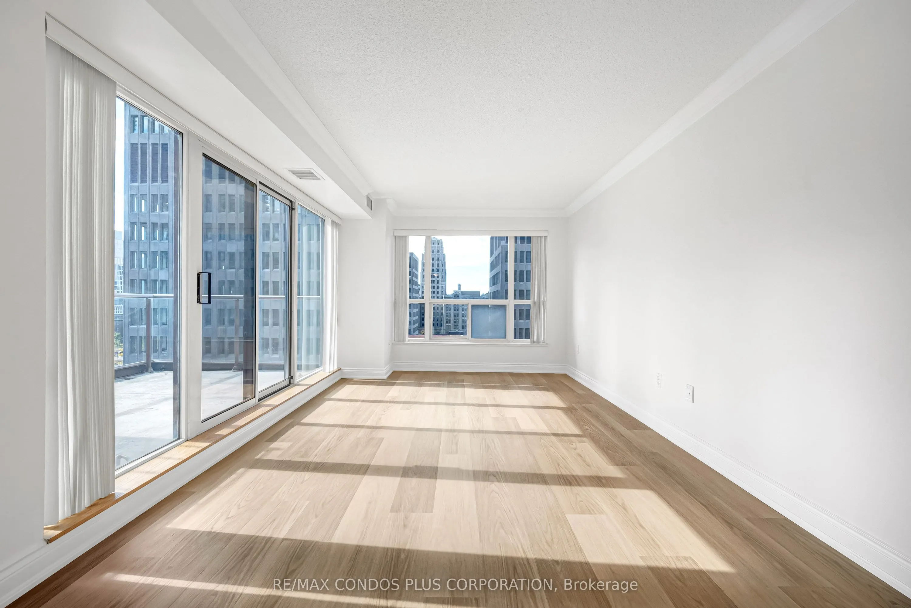909 Bay Street, #903