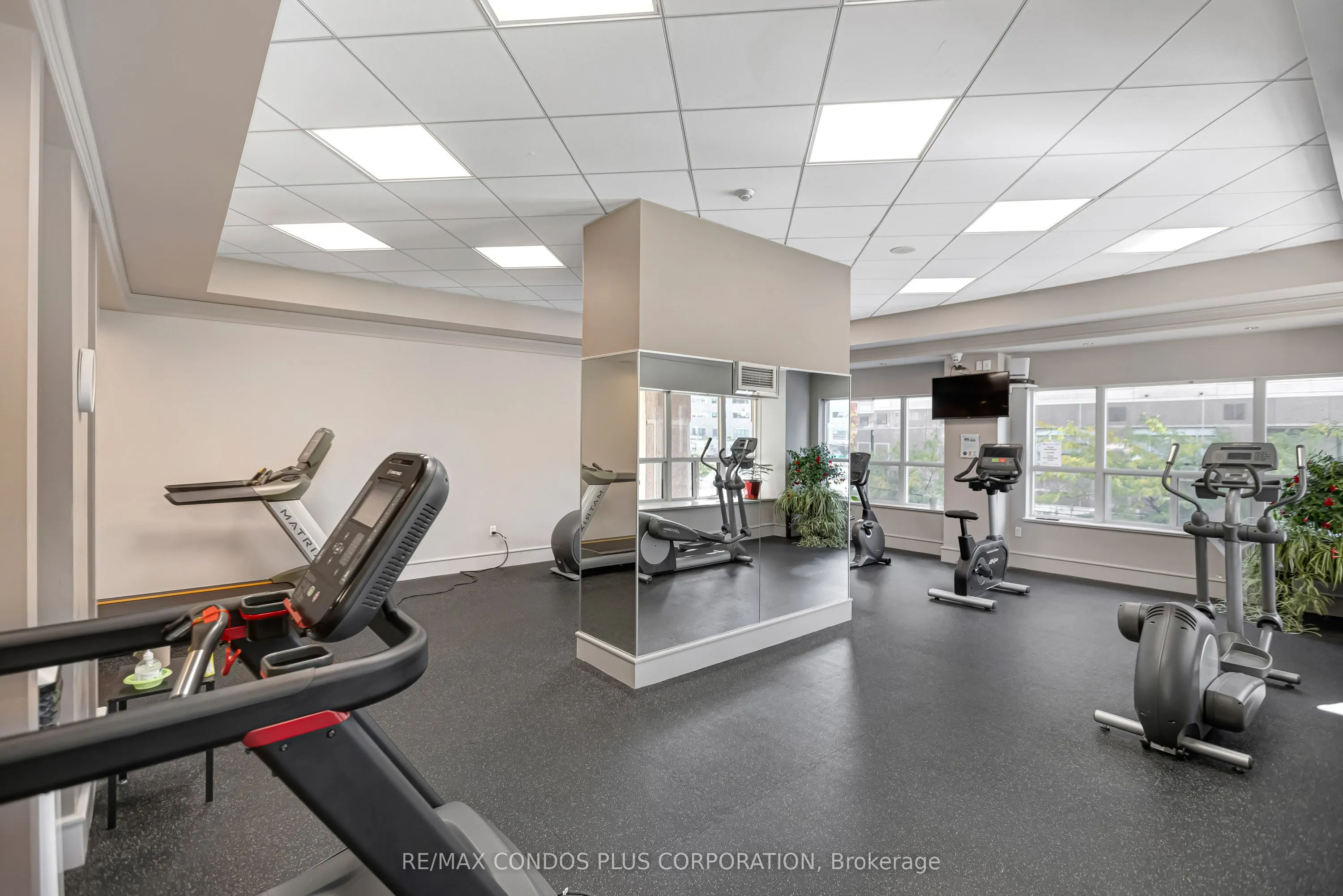 909 Bay Street, #903