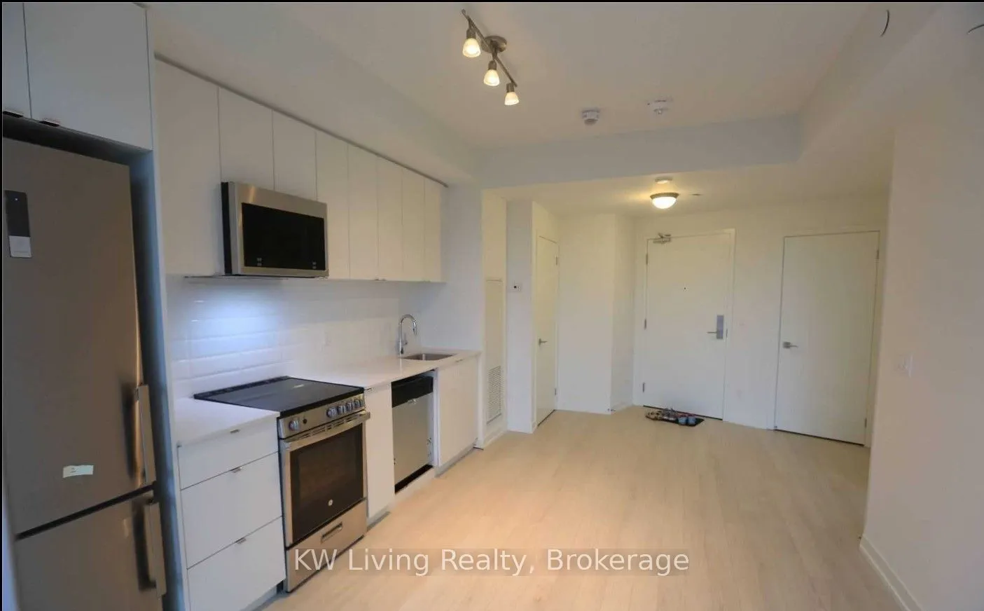 49 East Liberty Street, #610