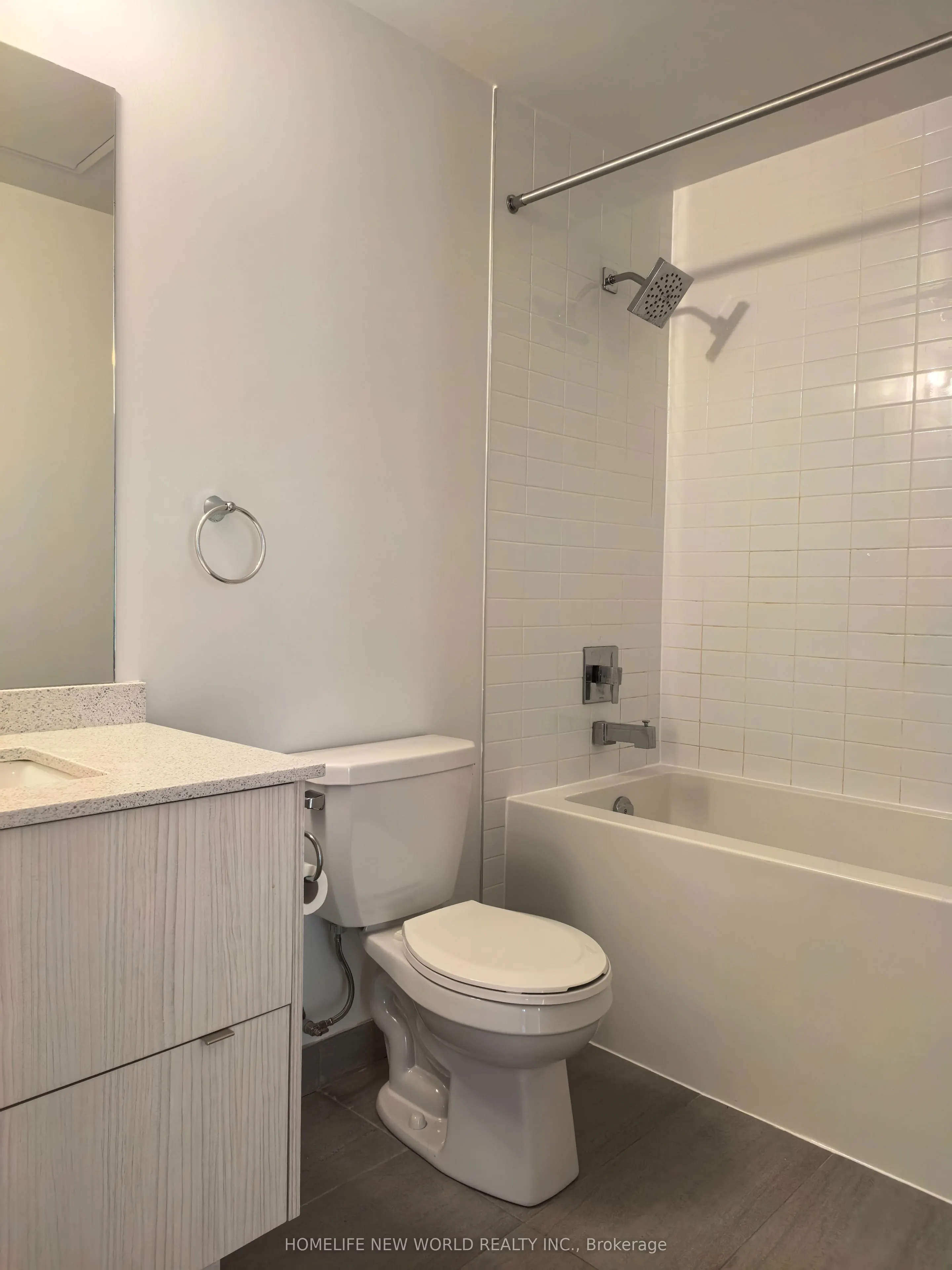 330 Richmond Street W, #605