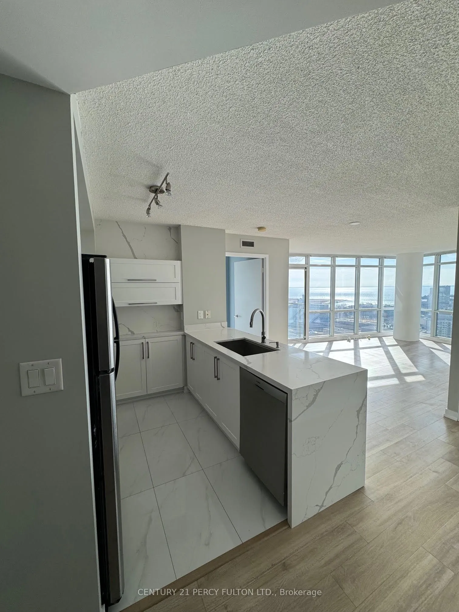 11 Brunel Court, #3115