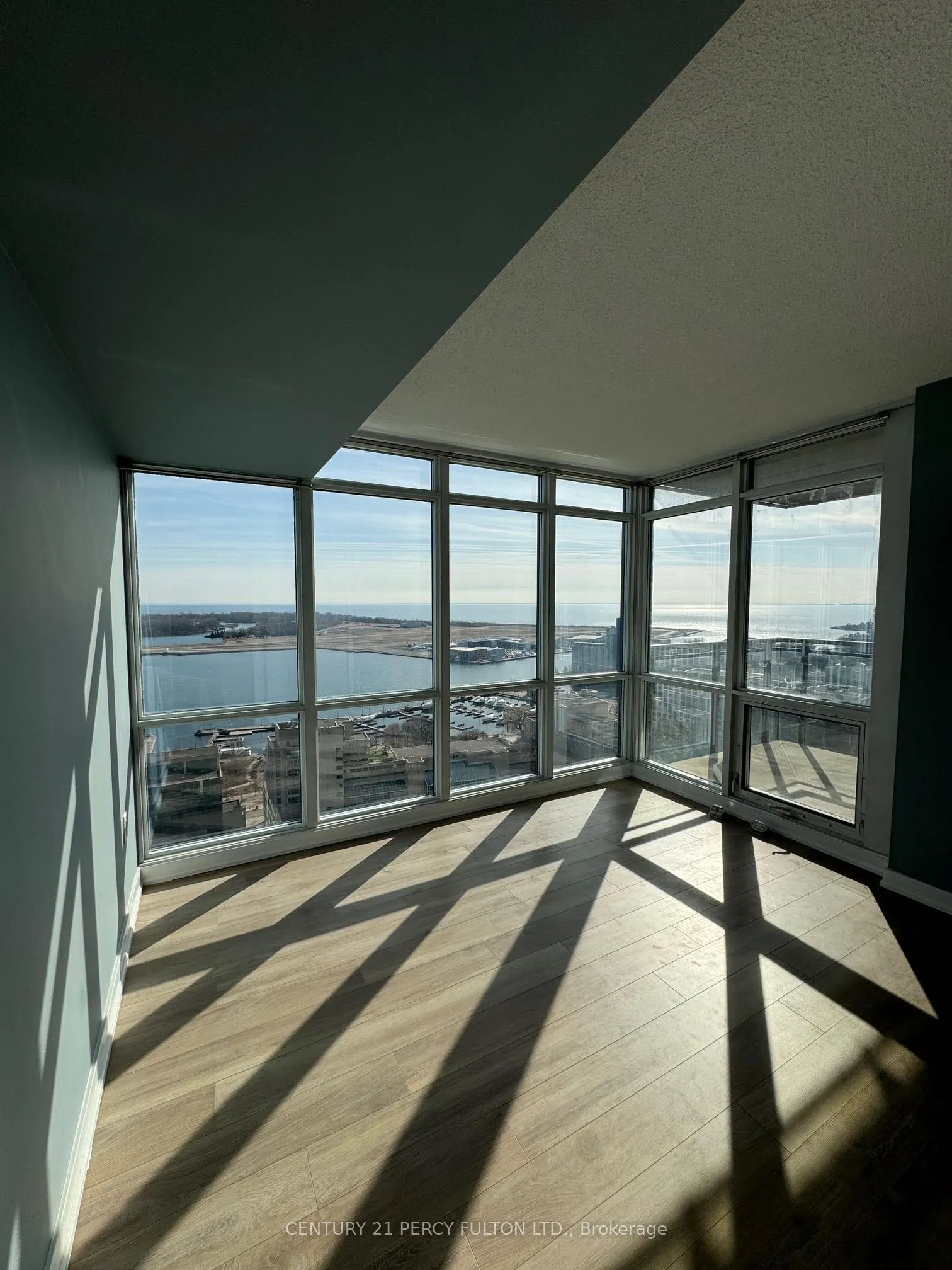 11 Brunel Court, #3115