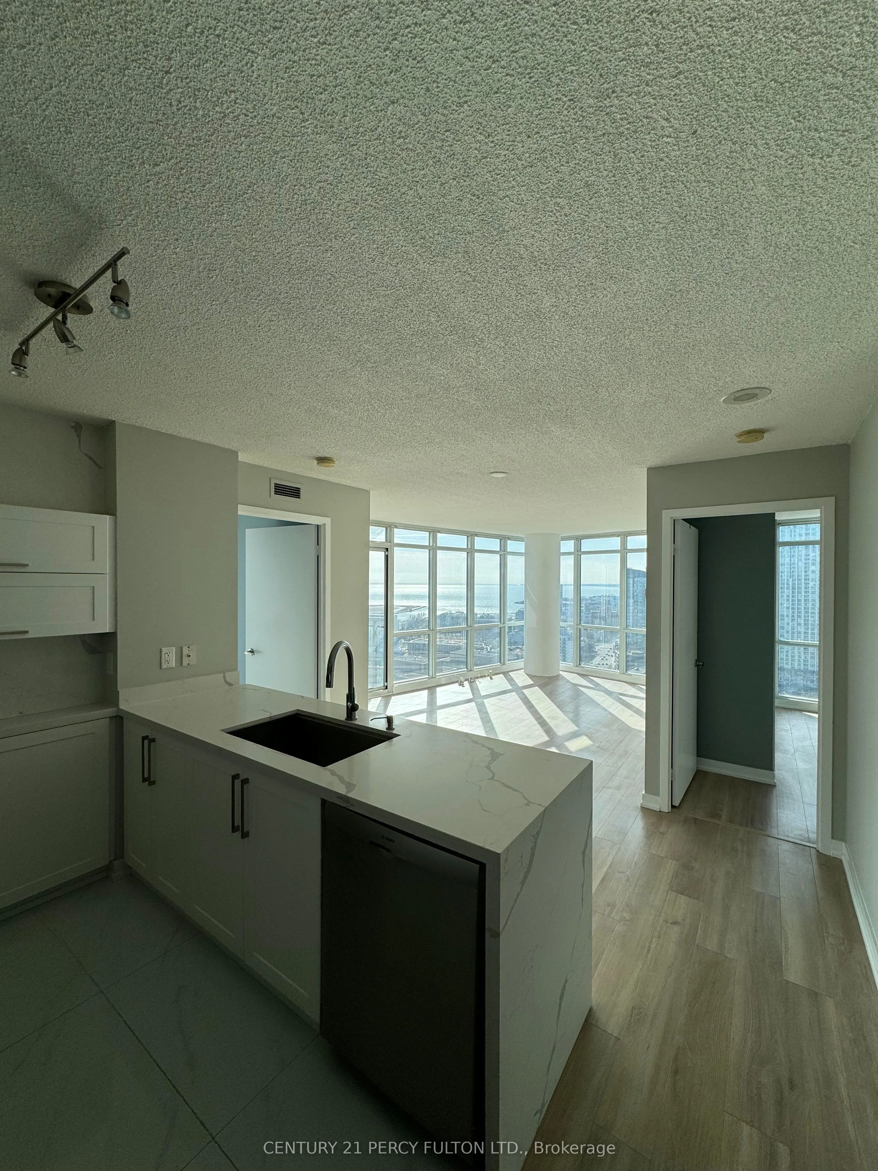 11 Brunel Court, #3115