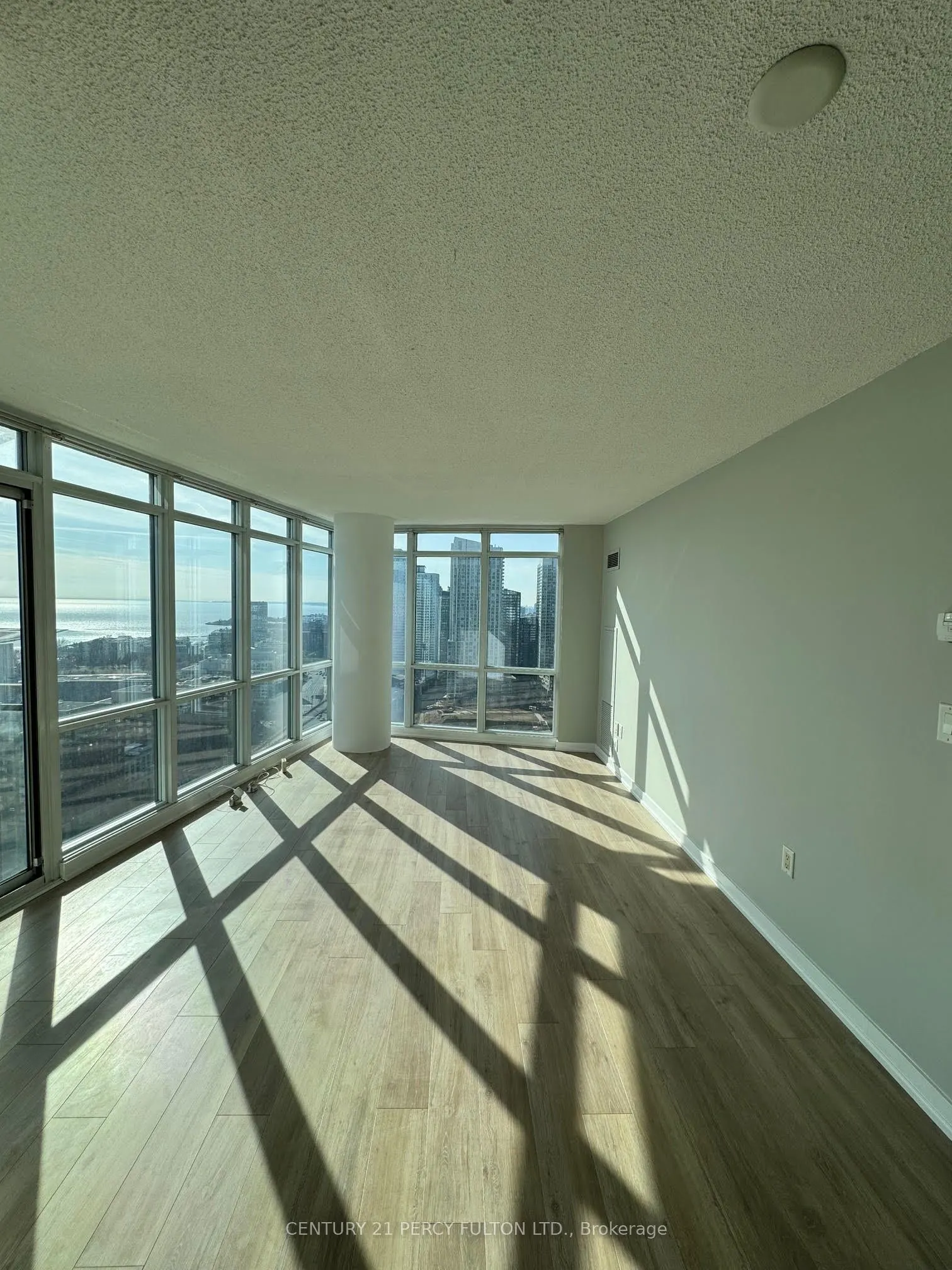 11 Brunel Court, #3115