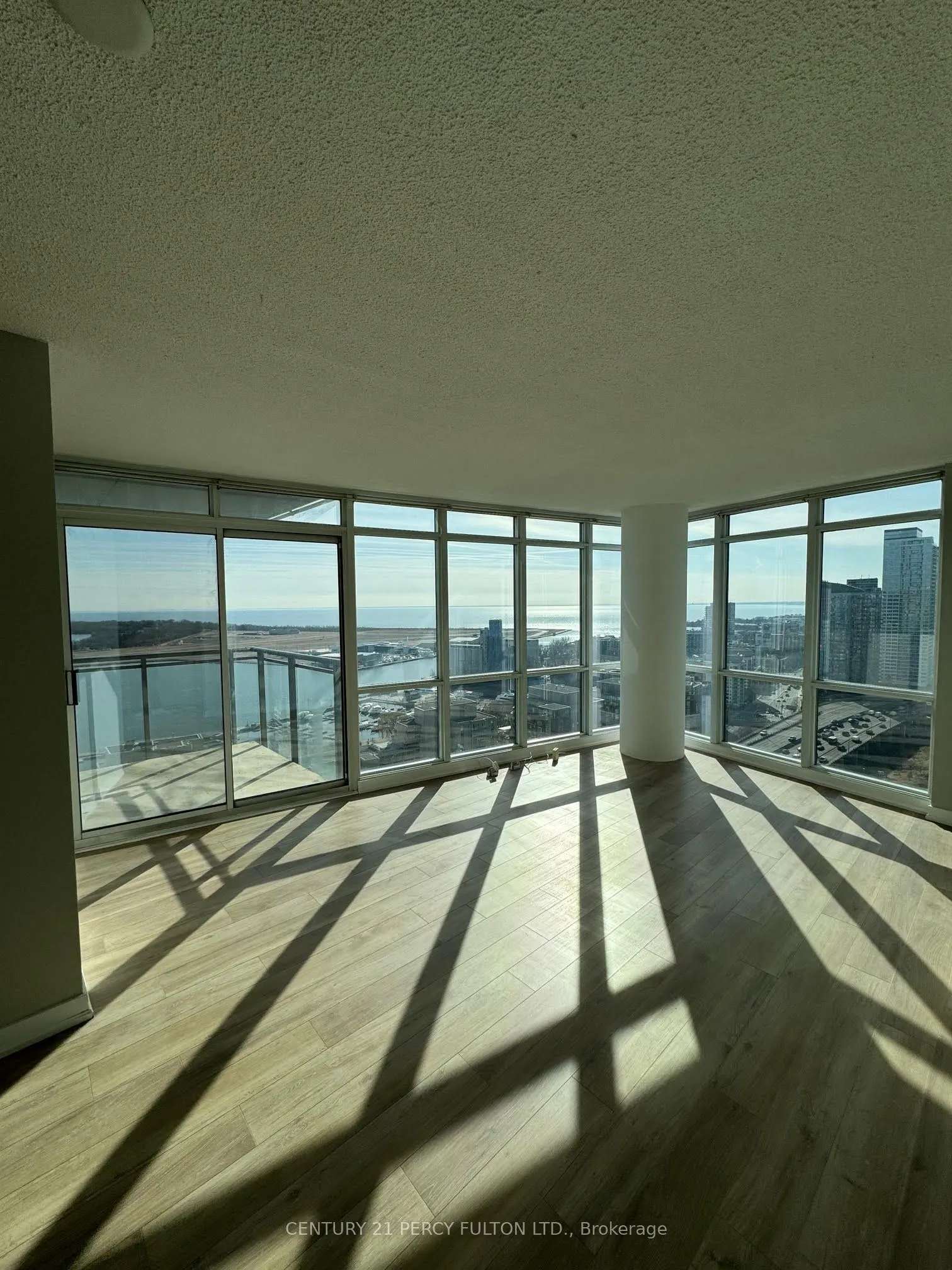 11 Brunel Court, #3115