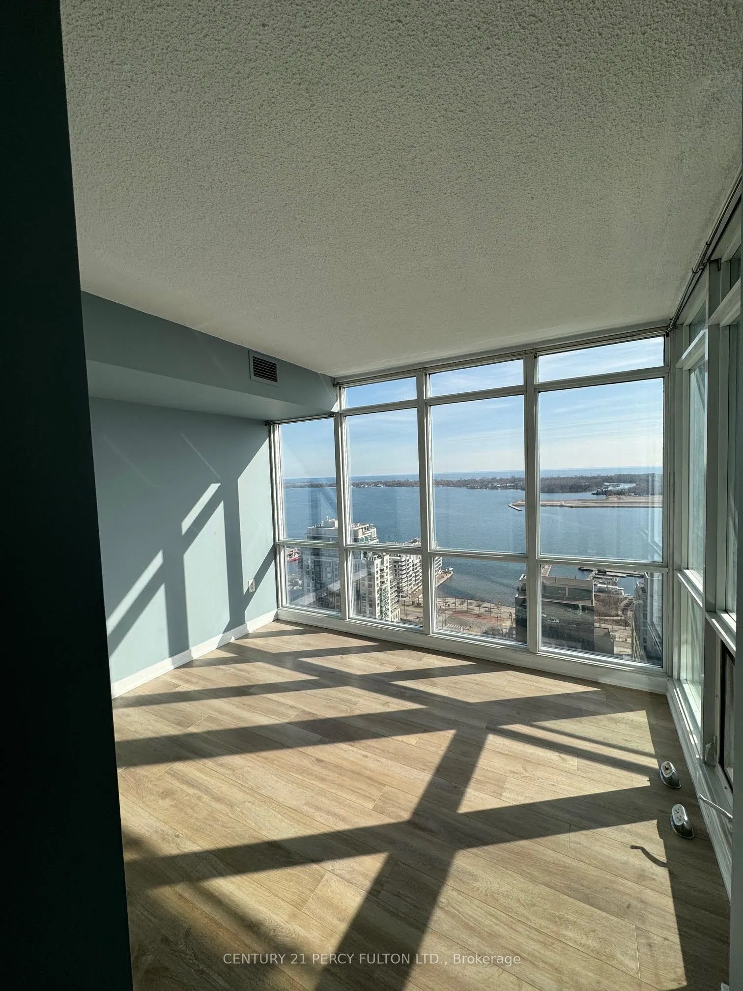 11 Brunel Court, #3115