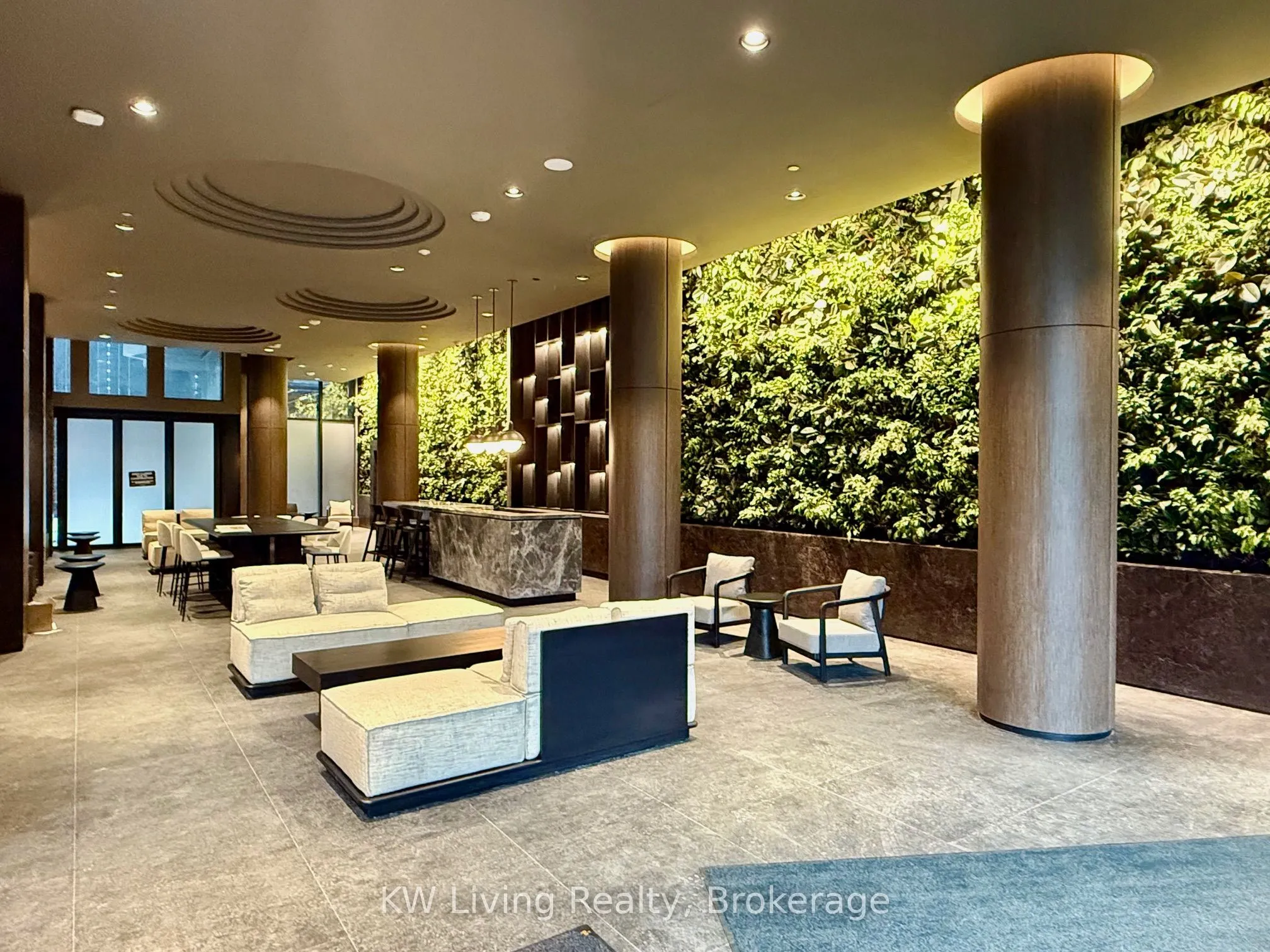 110 Broadway Avenue, #419