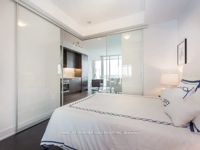 3018 Yonge Street, #906