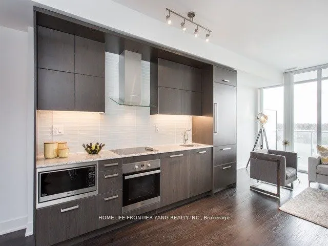 3018 Yonge Street, #906