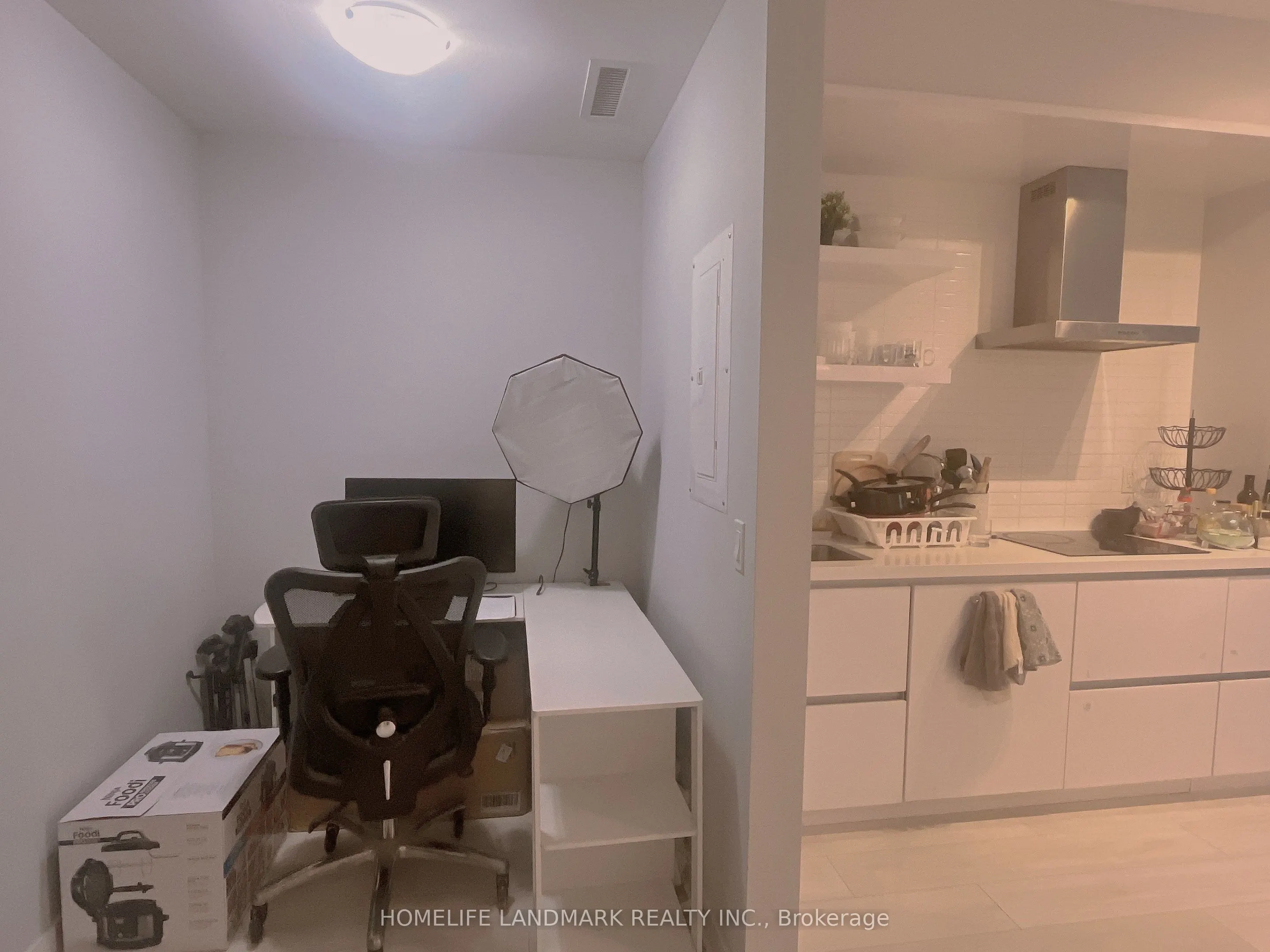 2221 Yonge Street, #1610