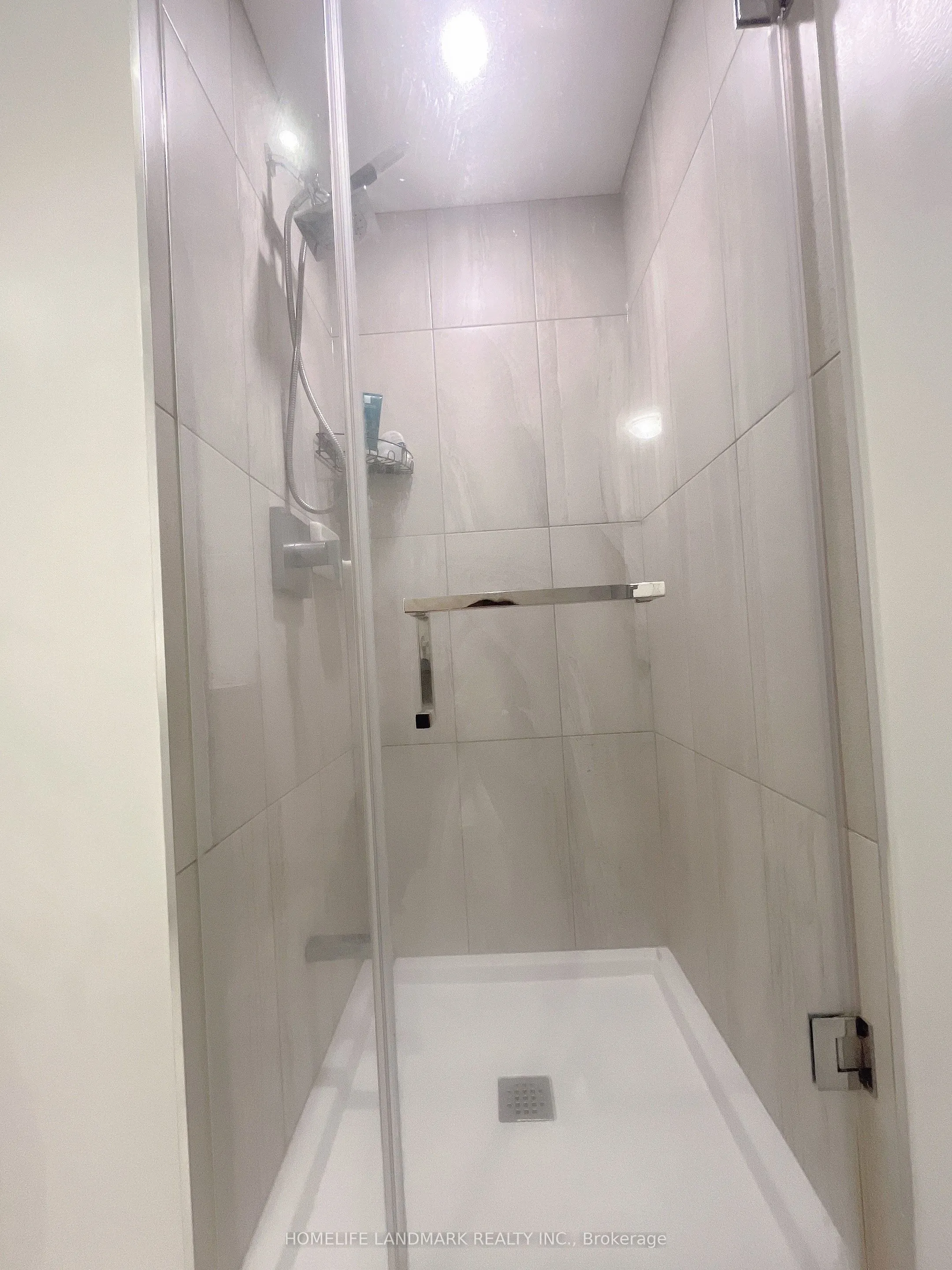 99 Broadway Avenue, #3205
