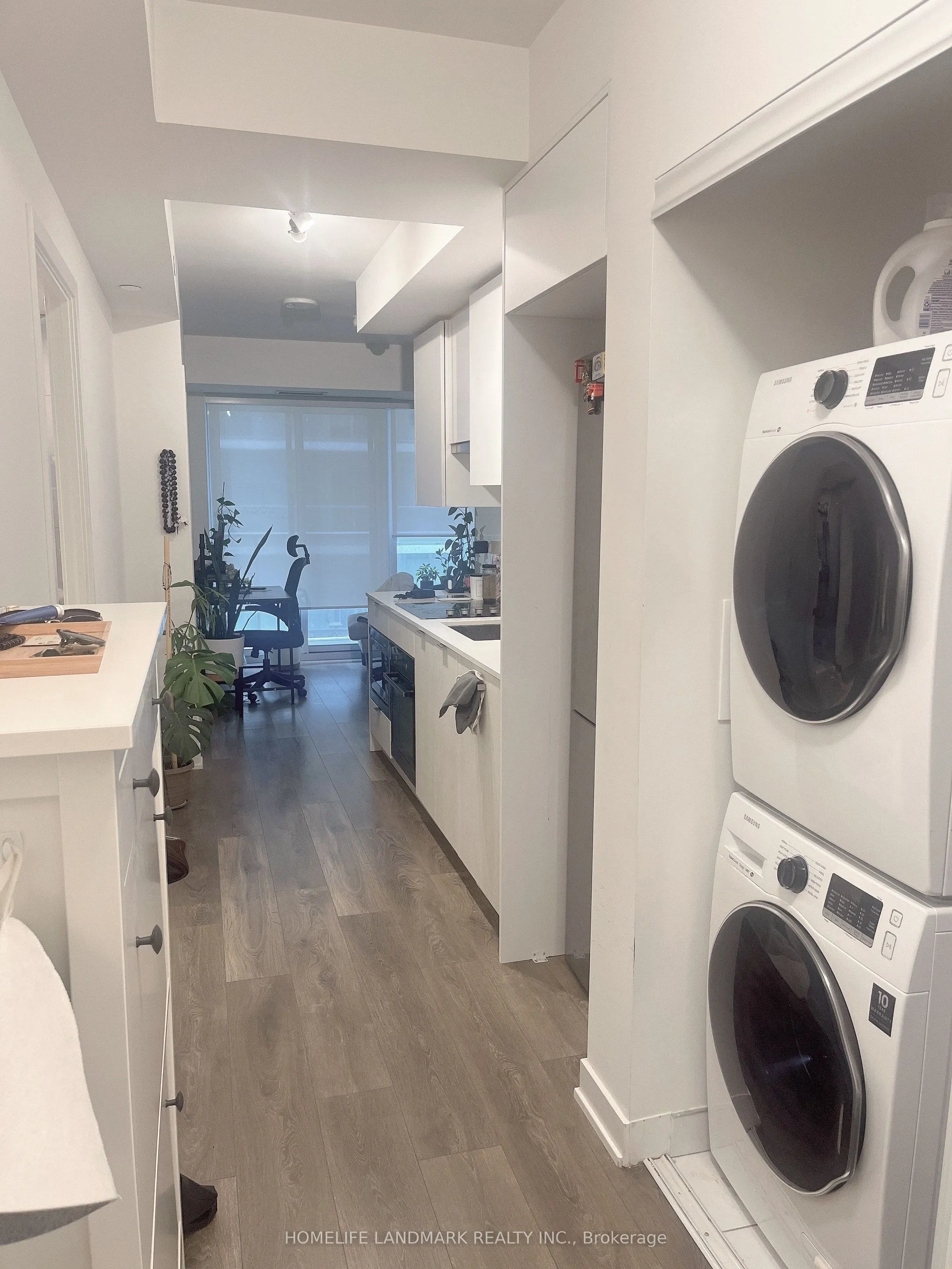 99 Broadway Avenue, #3205