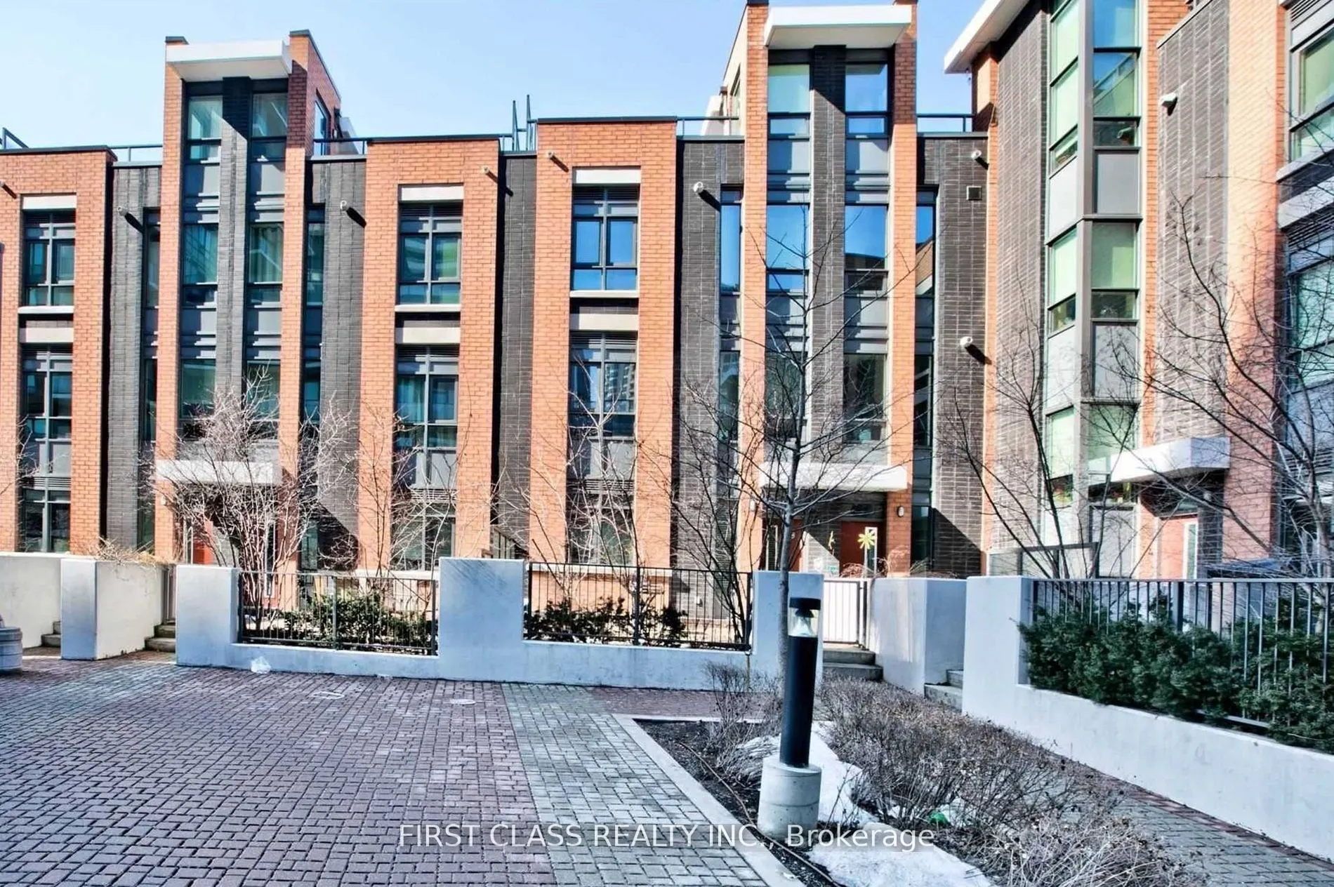 367 Beecroft Road, #Th-111
