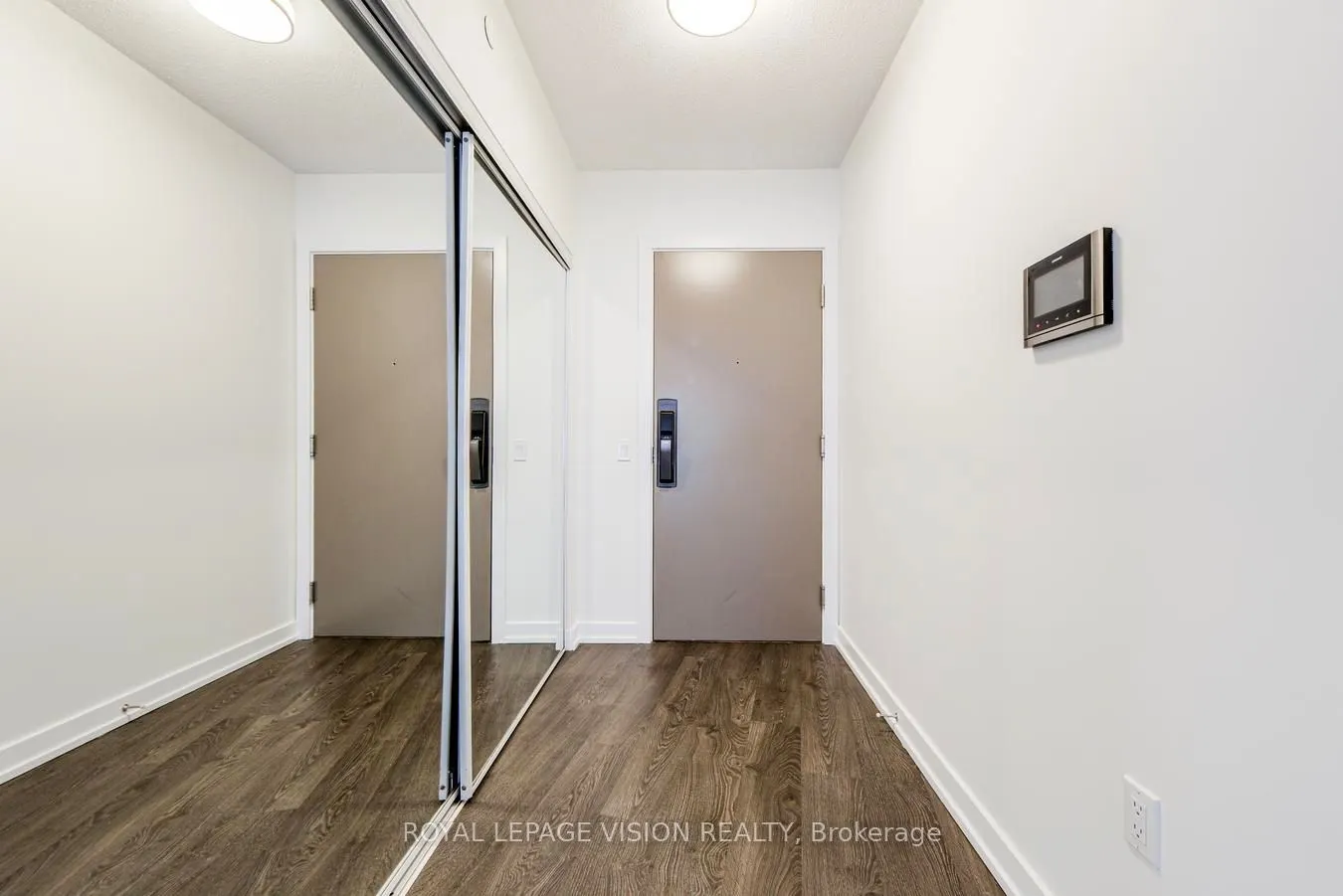 10 York Street, #2207