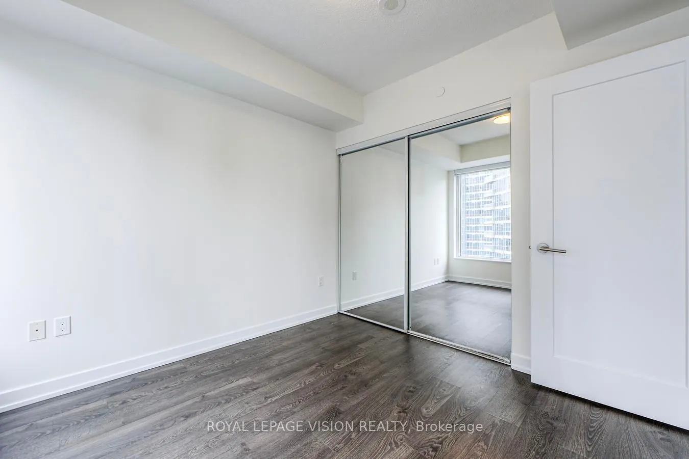 10 York Street, #2207