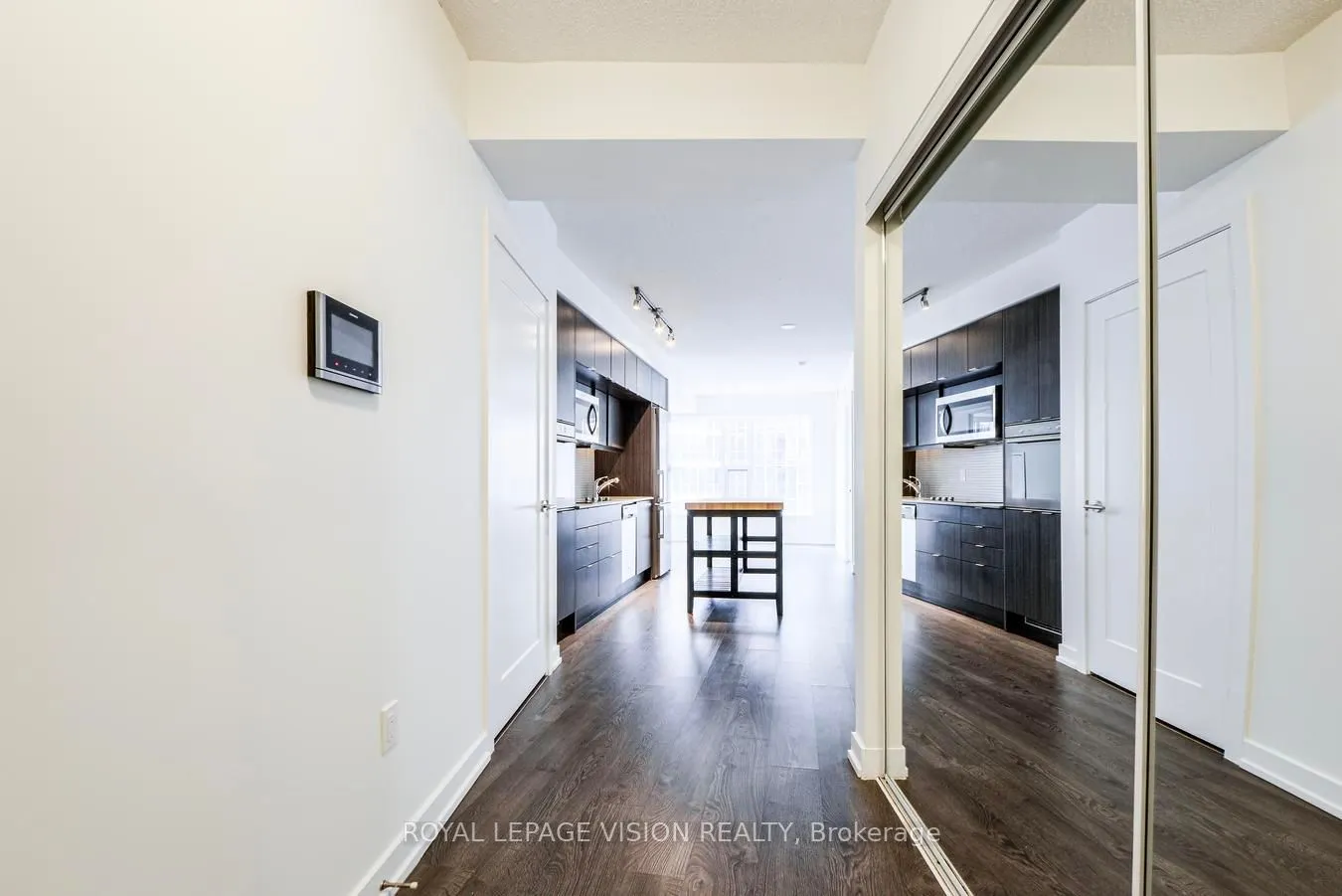 10 York Street, #2207