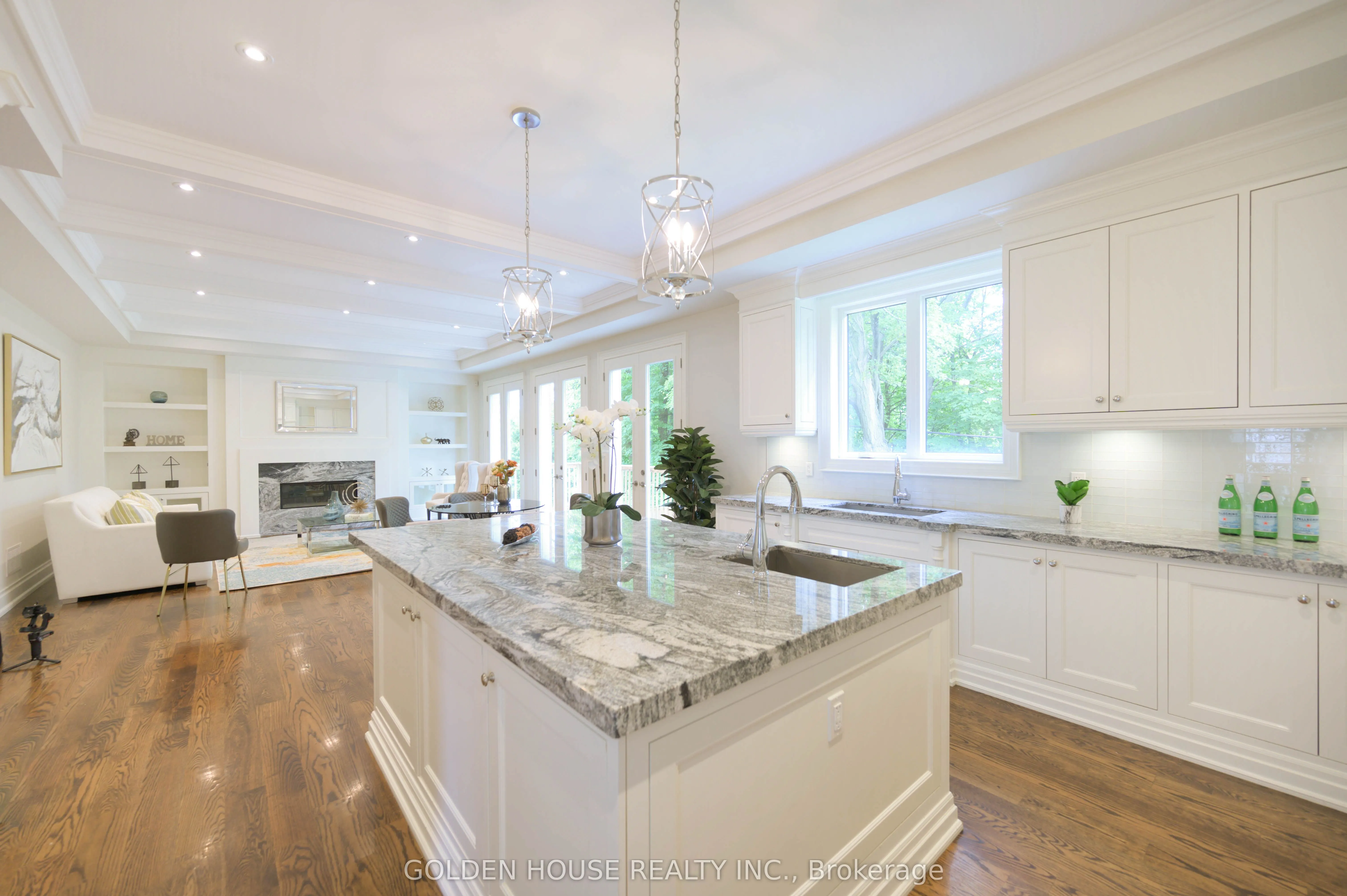 10 Brucedale Crescent