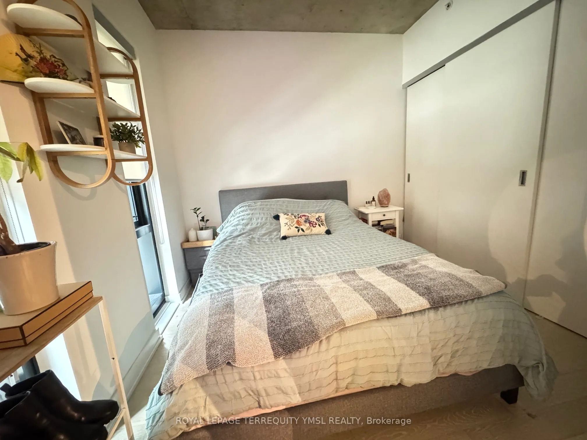 11 Charlotte Street, #510