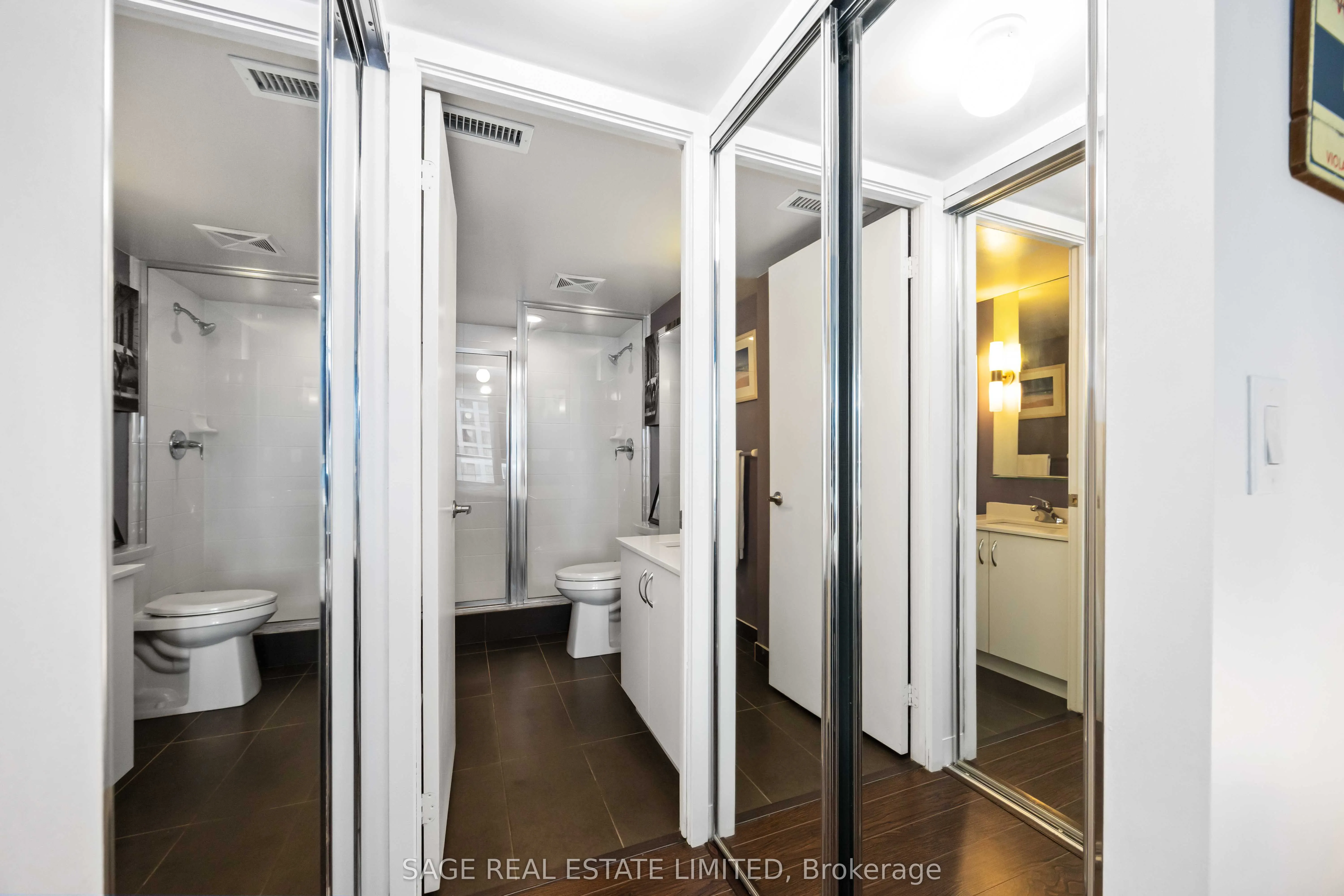 320 Richmond Street E, #1115