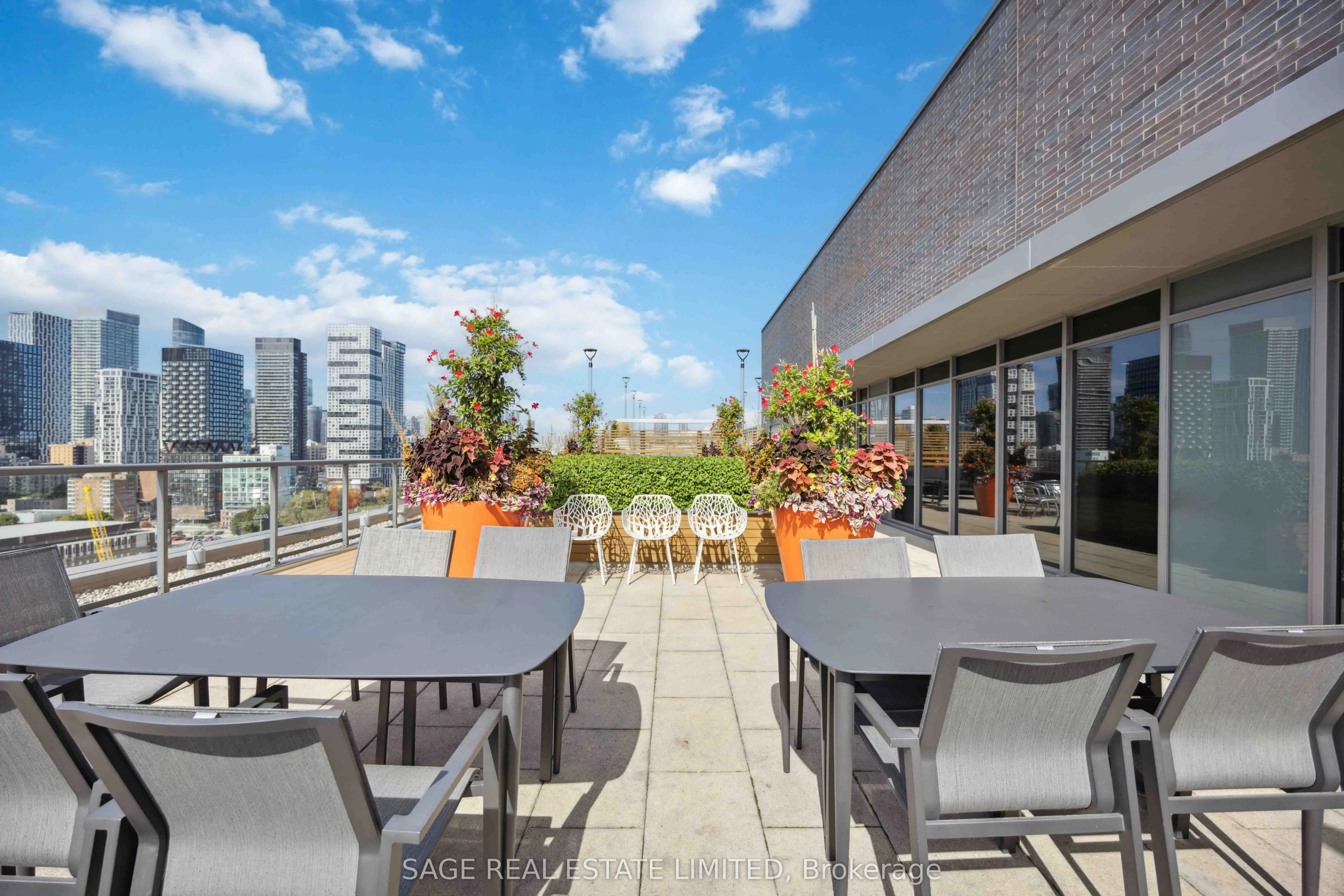 320 Richmond Street E, #1115