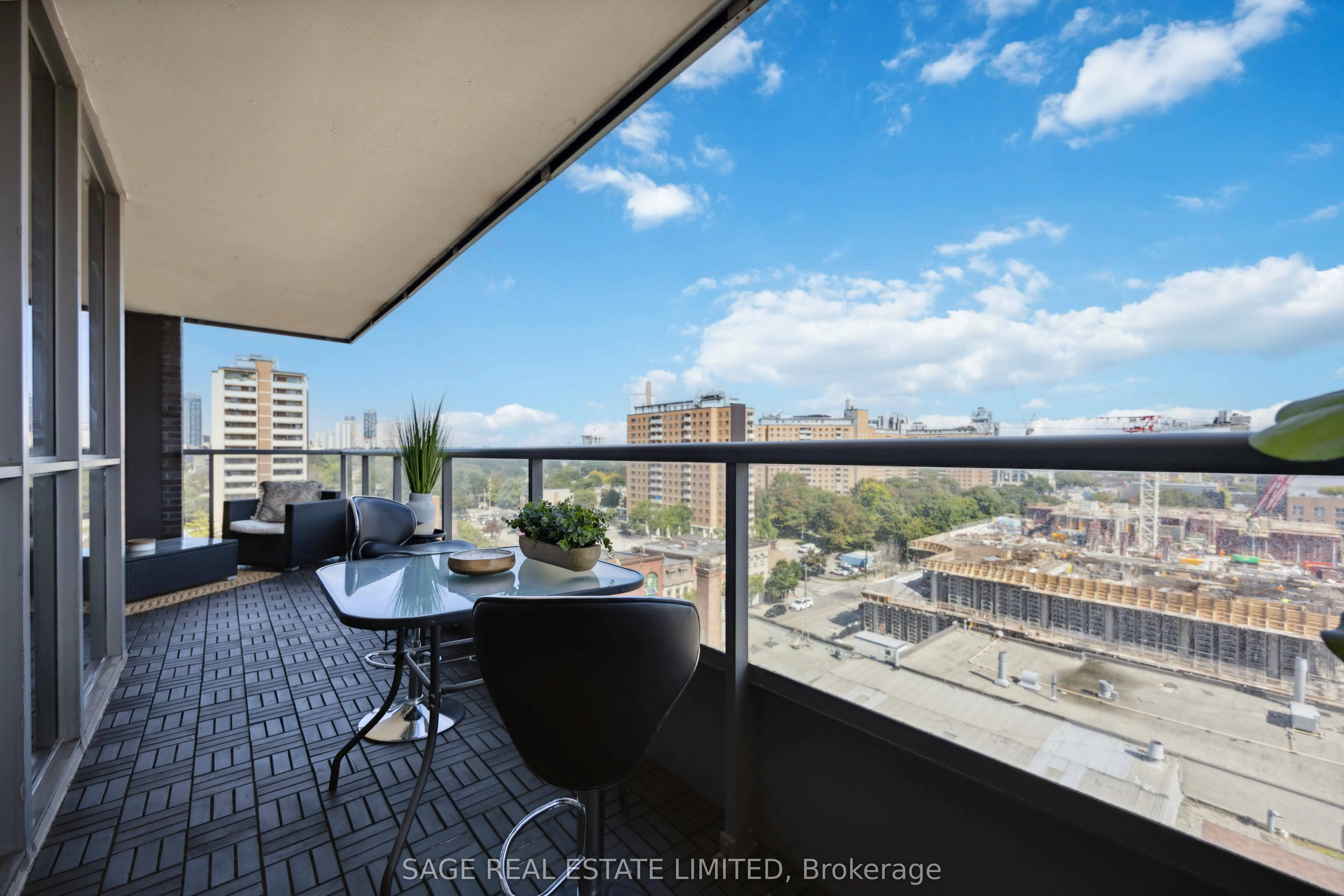 320 Richmond Street E, #1115
