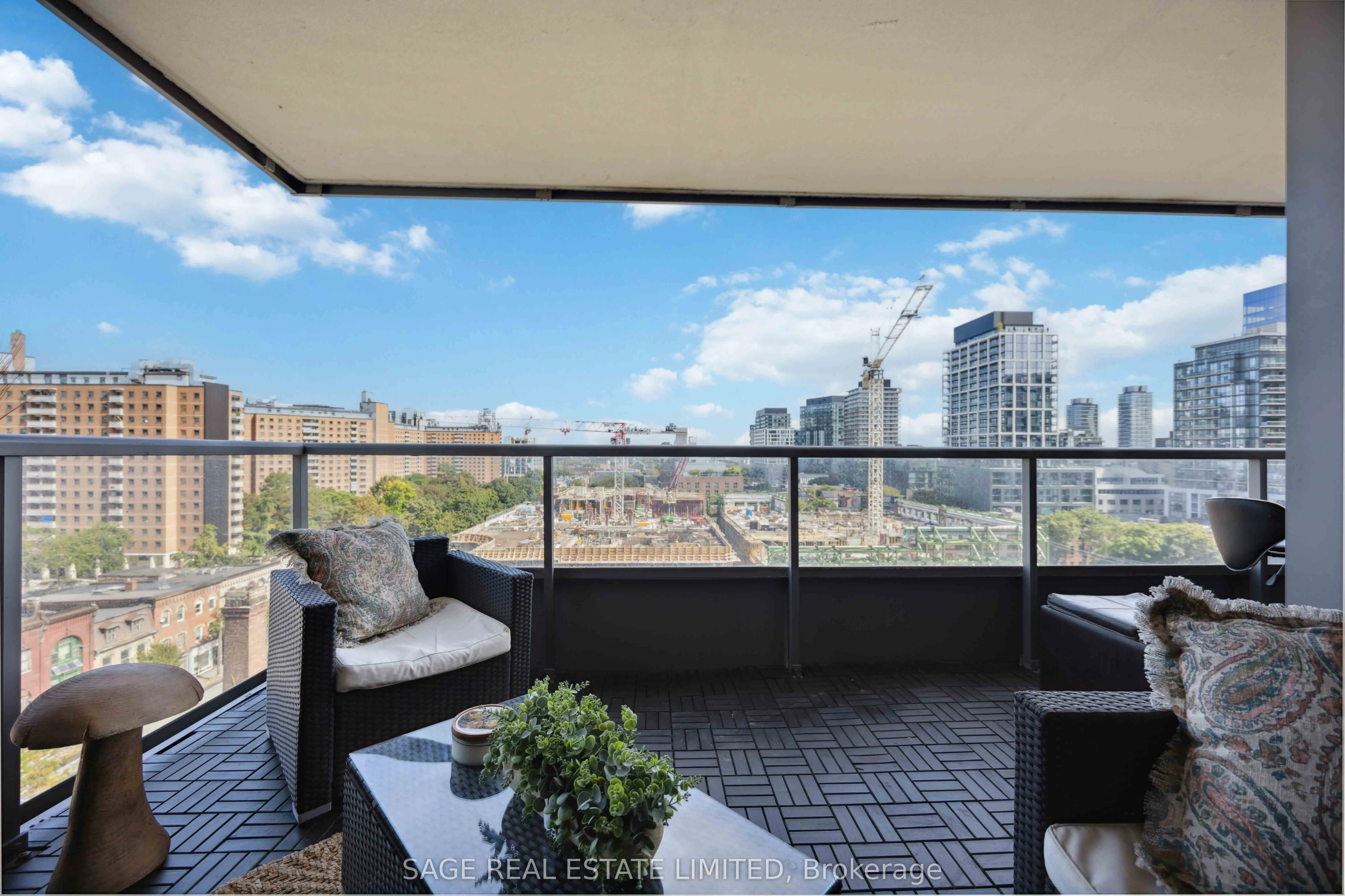 320 Richmond Street E, #1115