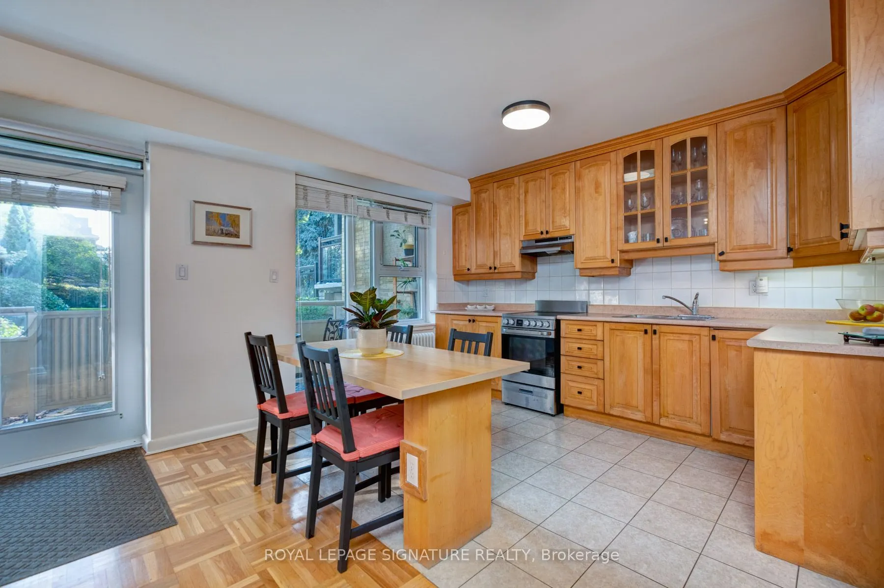 8 Corinth Gardens, #3