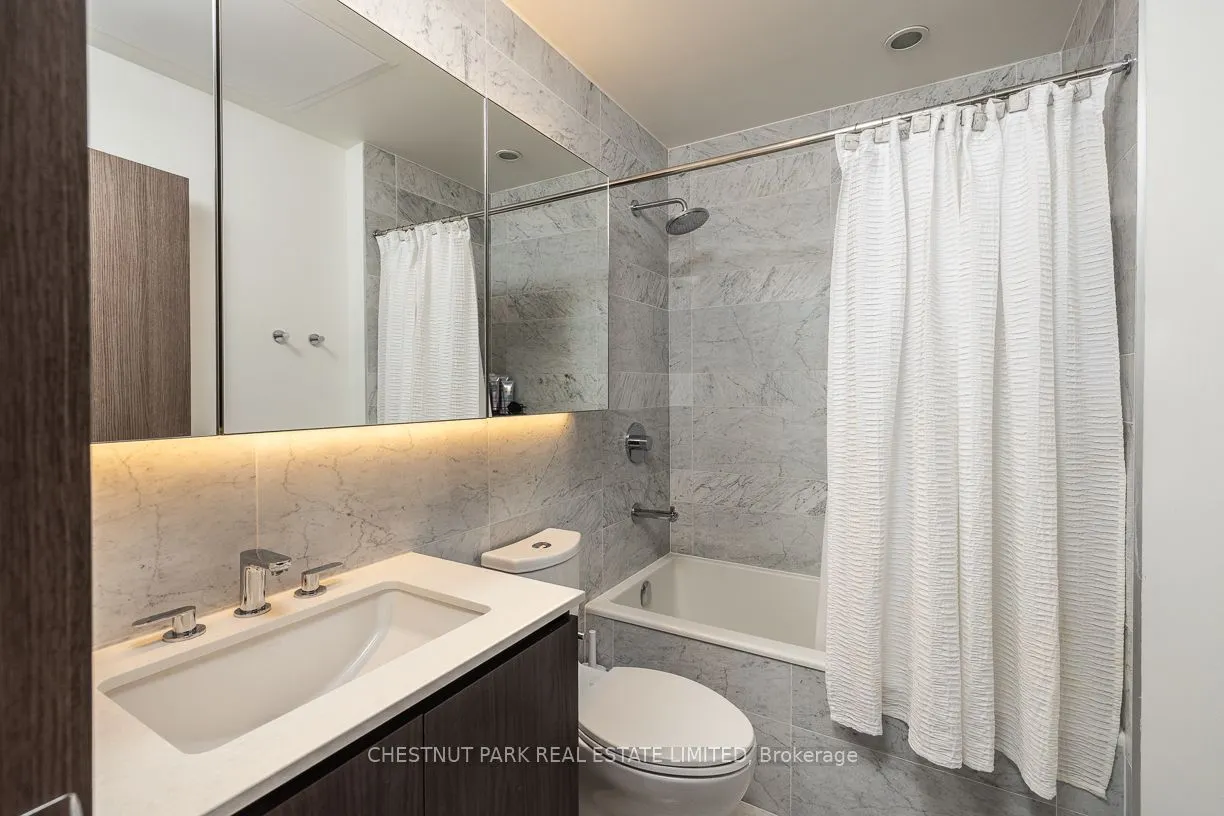 17 Bathurst Street, #3116