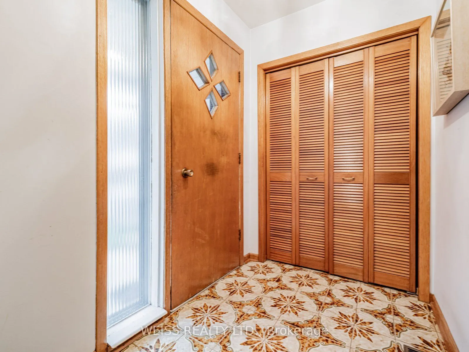 56 Ranee Avenue