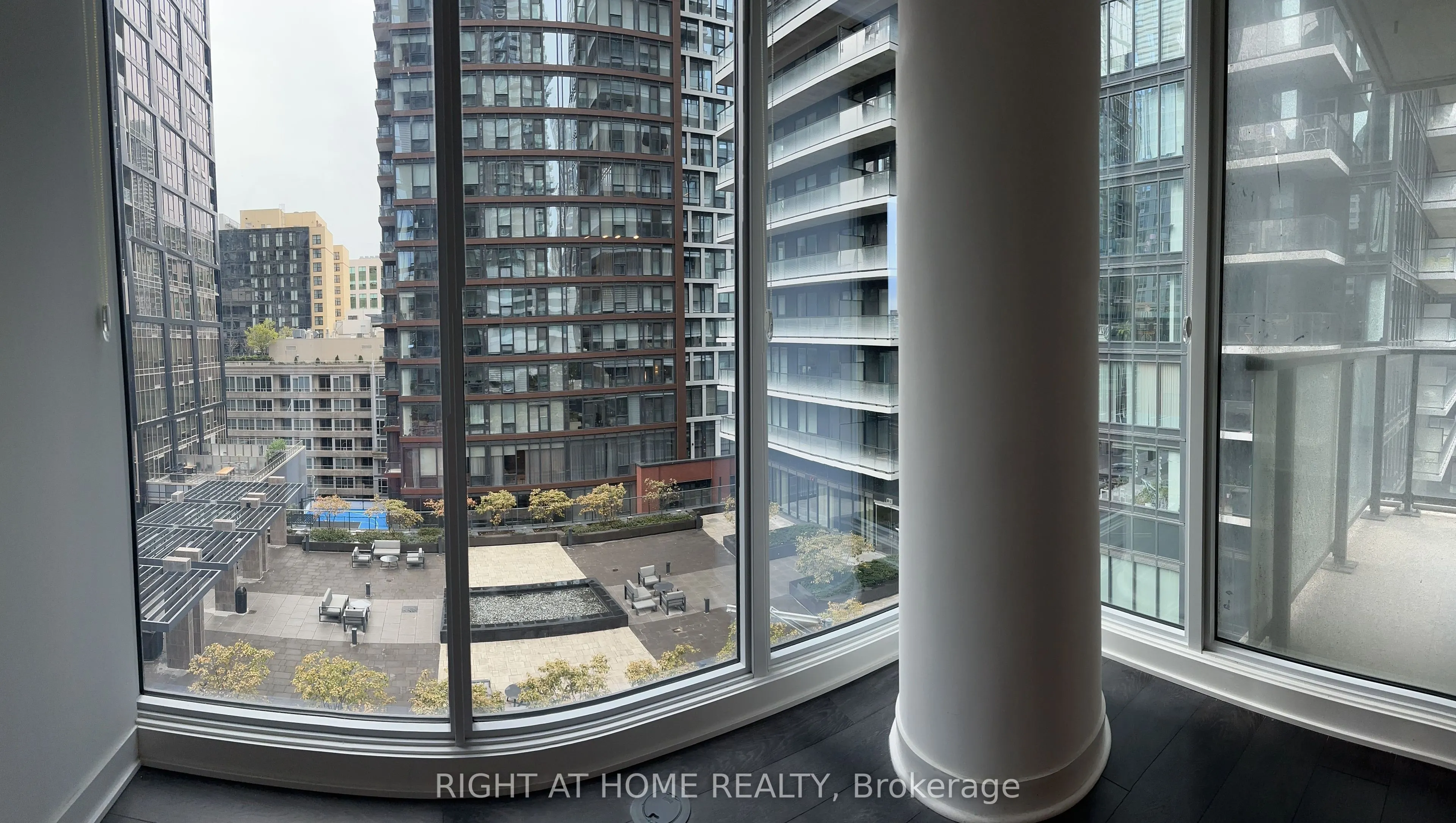 125 Blue Jays Way, #1202
