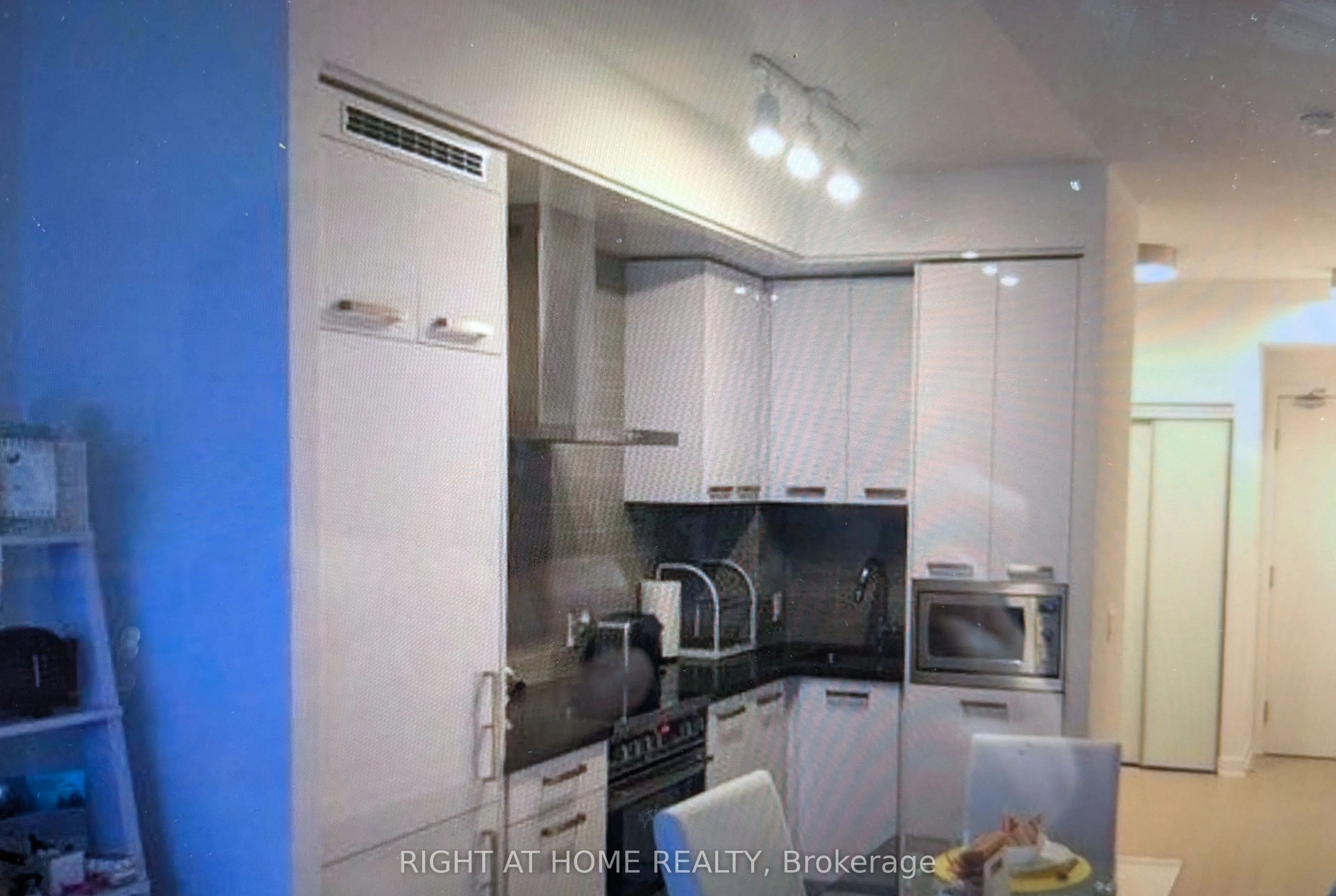 455 FRONT Street E, #N604